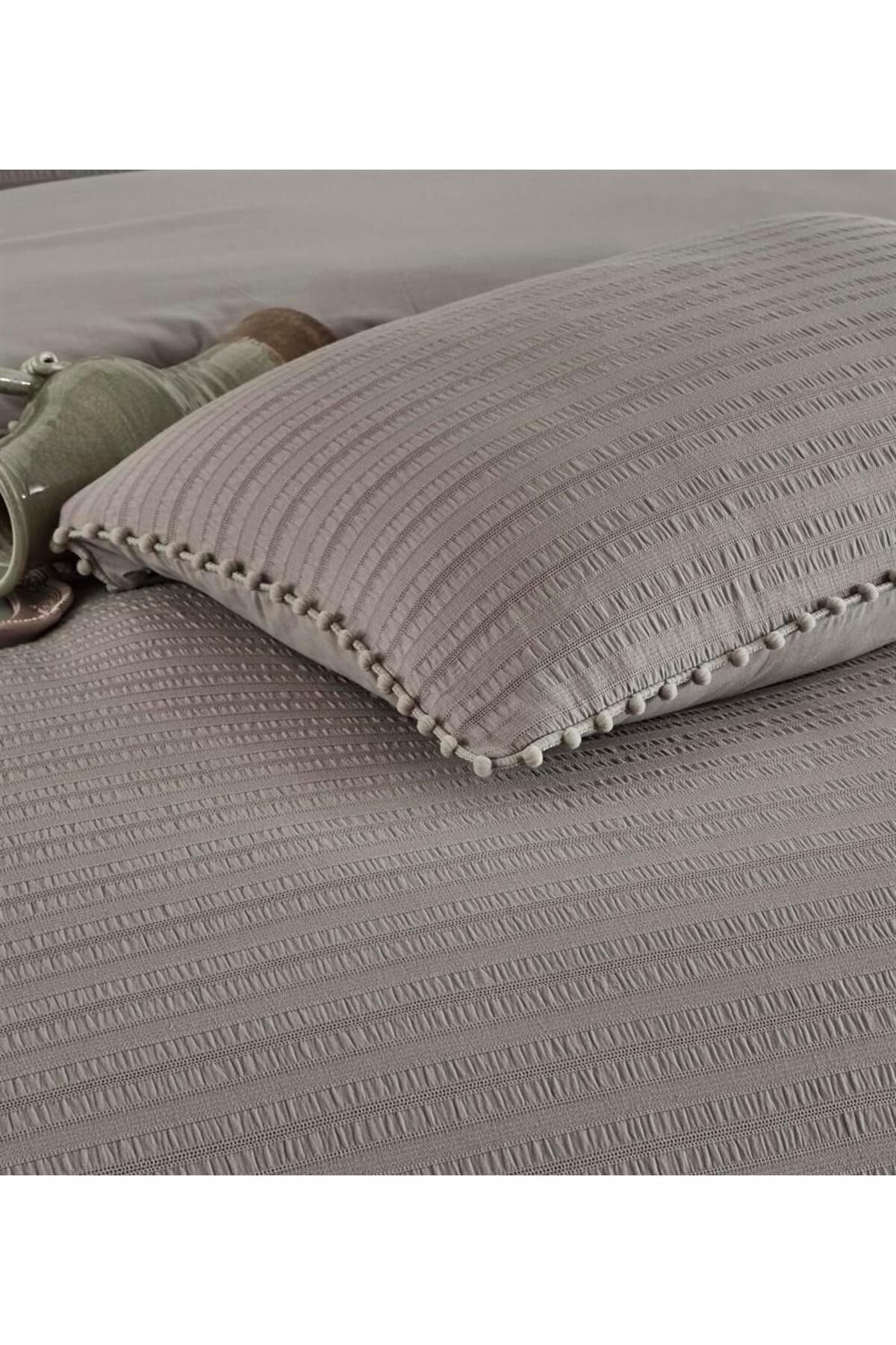 Emboss Sabre Çift Kişilik Nevresim Takımı