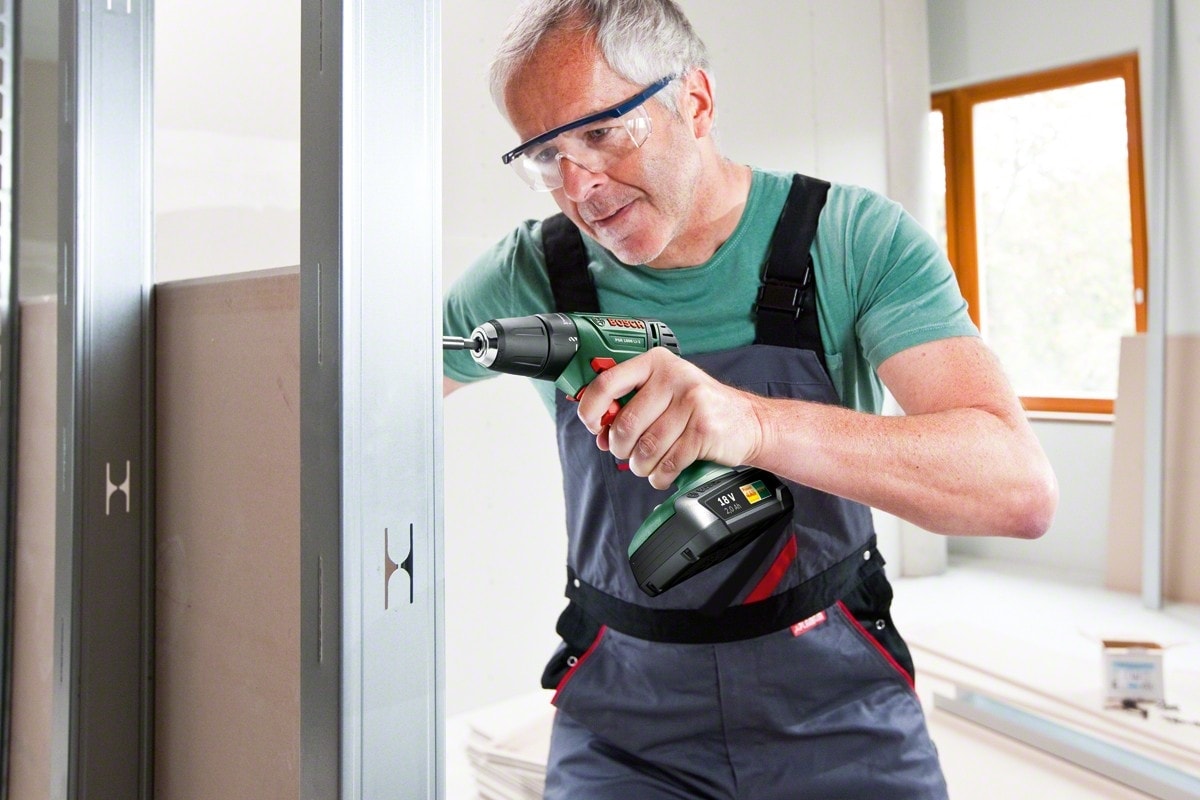 BOSCH Psr 1800 Lı2 1.5 Ah Tek Akülü Delme/vidalama Makinesi 06039A310U