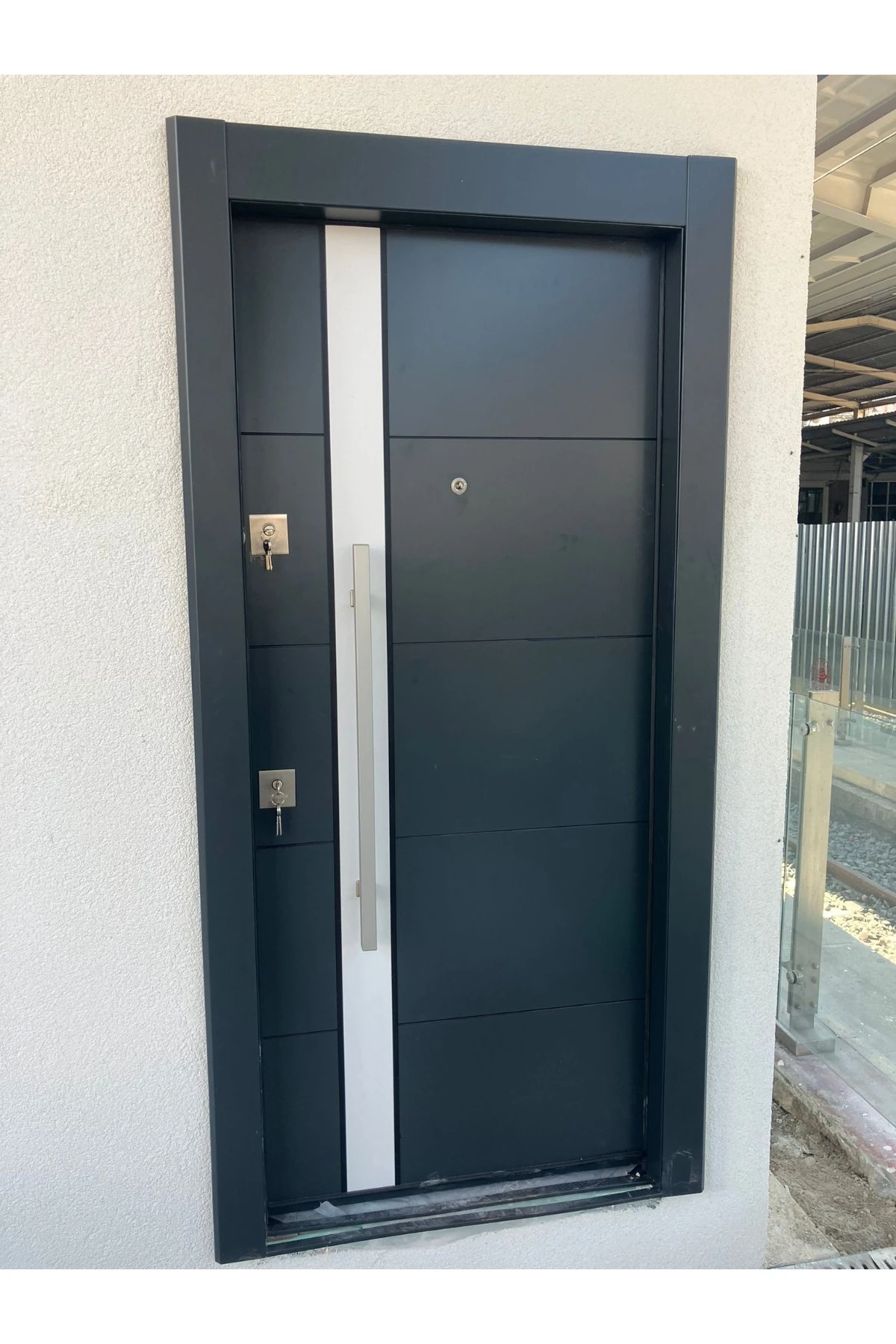 Kompozit Çelik Kapı