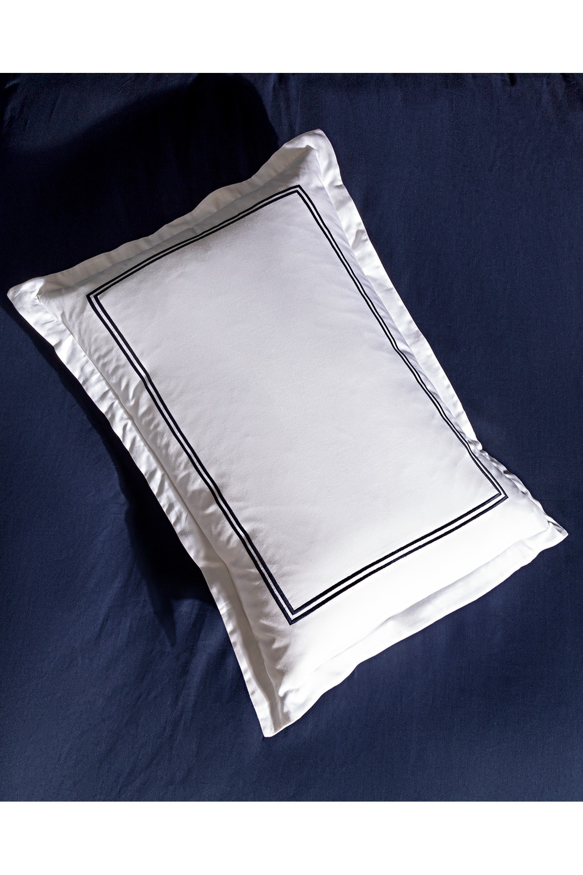 Jacinthe King Size Nakışlı Nevresim Takımı - Saten - Yat Koleksiyon