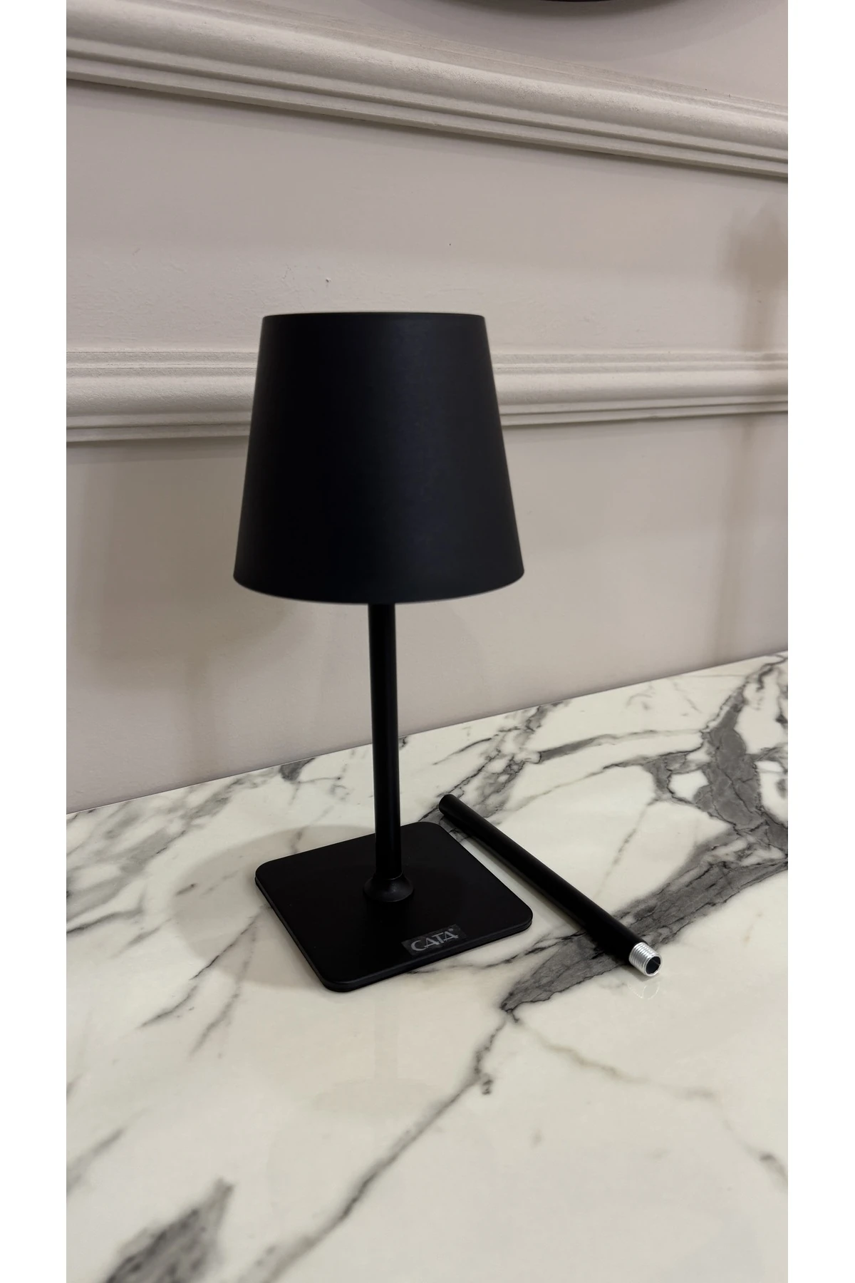 ekim aydınlayma İSTANBUL Şarjlı Masa Lambası Siyah Renk Tek Anahtarla 3 Renk Dokunmatik