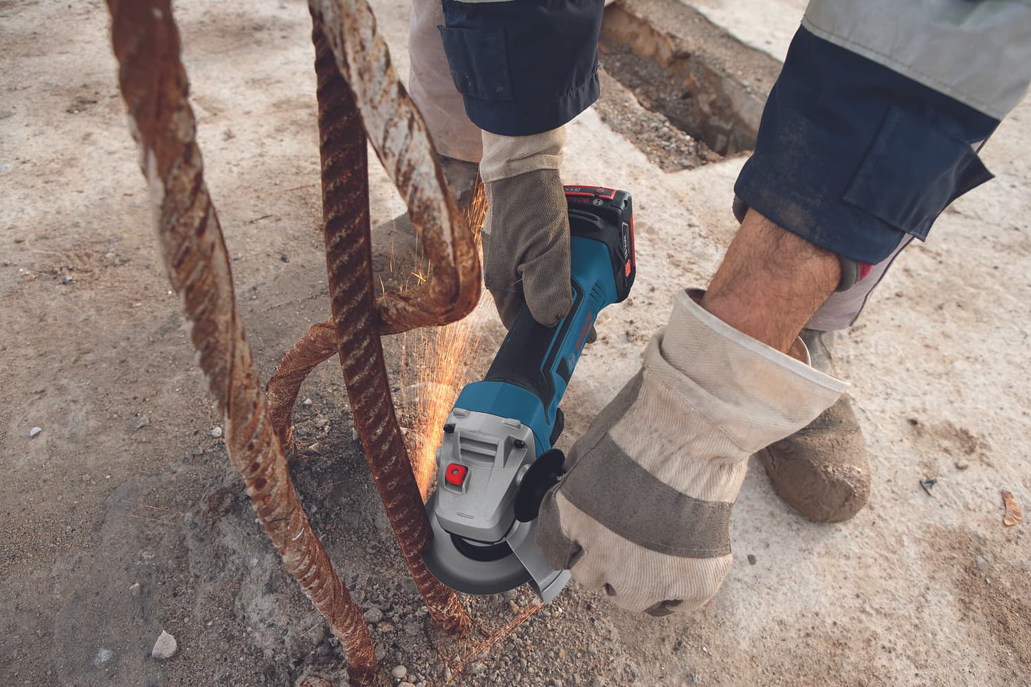 BOSCH Professional GWS 18V-LI Akülü Avuç Taşlama Makinesi Baretool