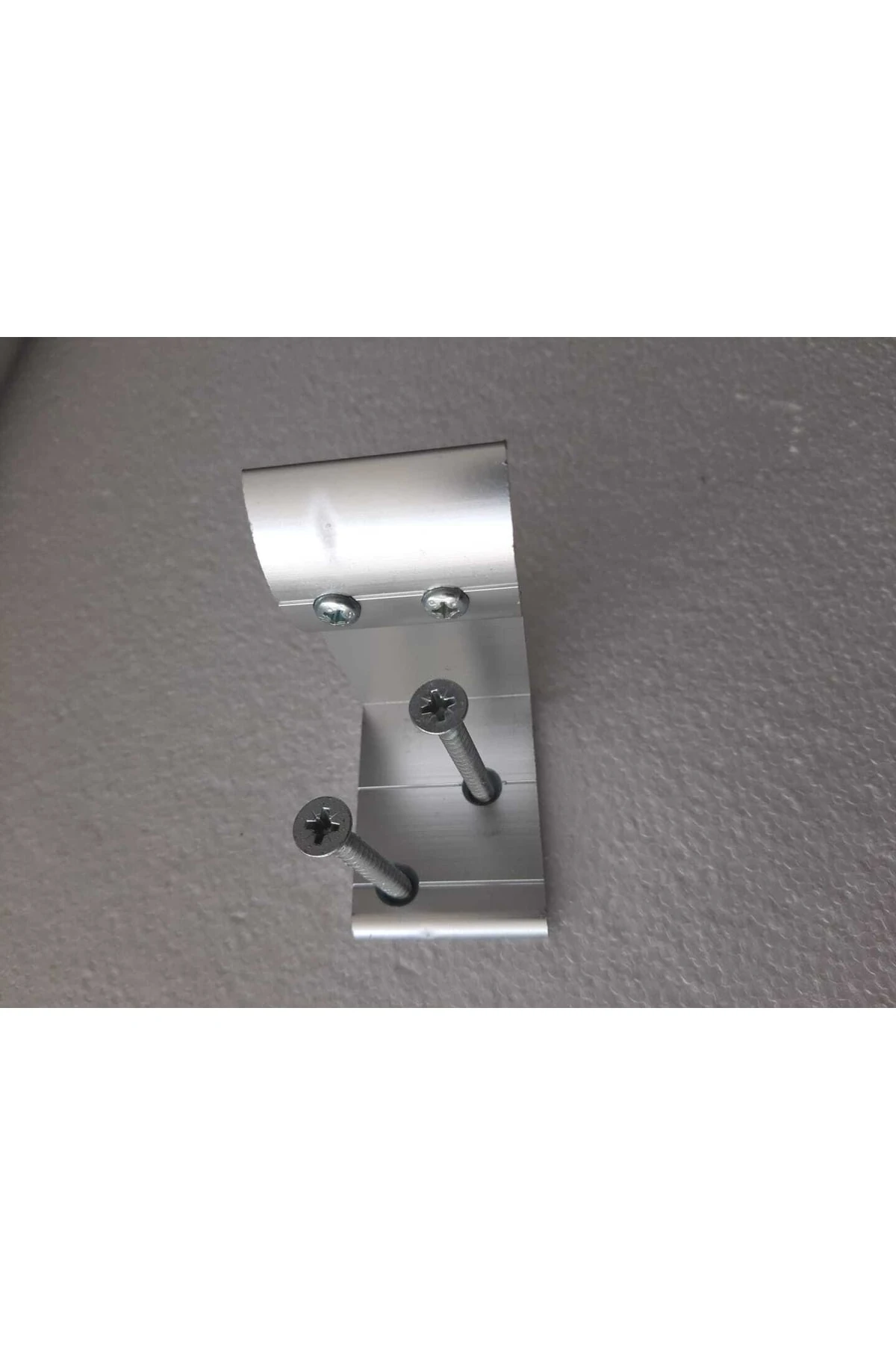 Alüminyum Duvar Tutamak (l) Bağlantı Aparattı