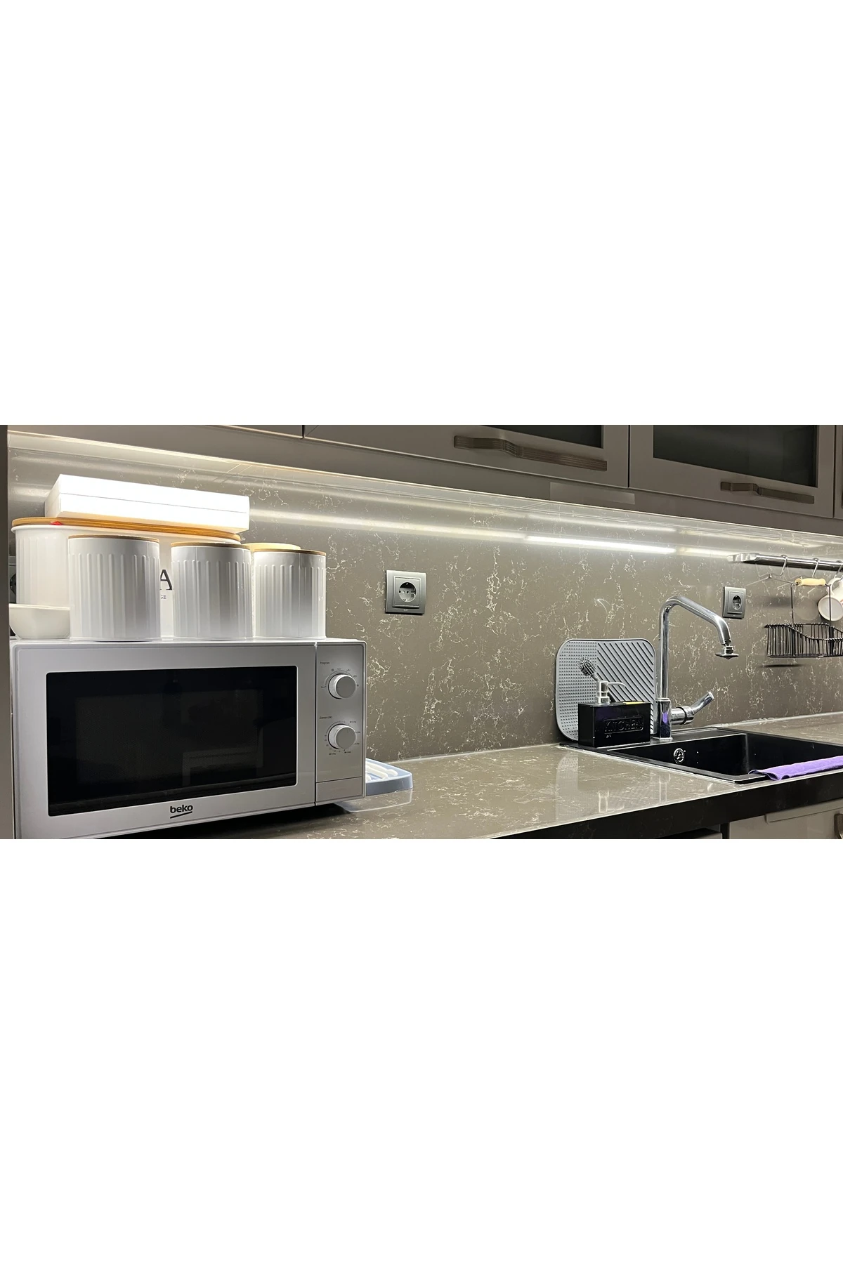 Mutfak Tezgah Ve Dolap Altı Led Aydınlatma 90 Cm 3200K Renk Eklenebilir Anahtarlı