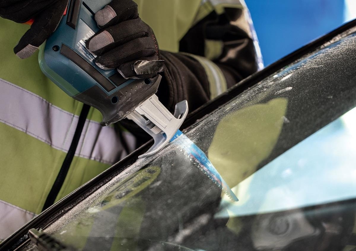 BOSCH Expert S 957 Chm Otomotiv Çeliği Için Panter Testere 1'li 2608900378