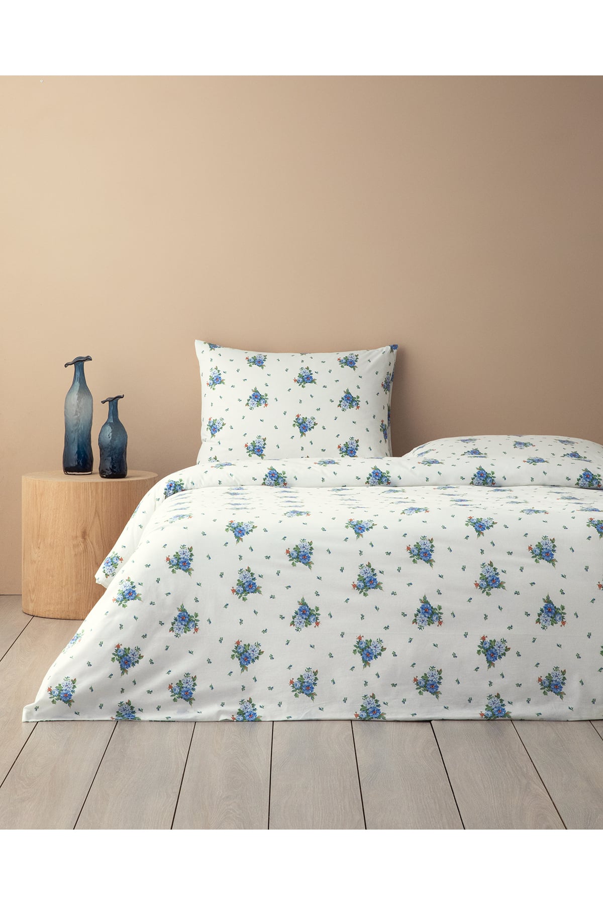 Fragrant Flowers King Size Nevresim Seti Mavi