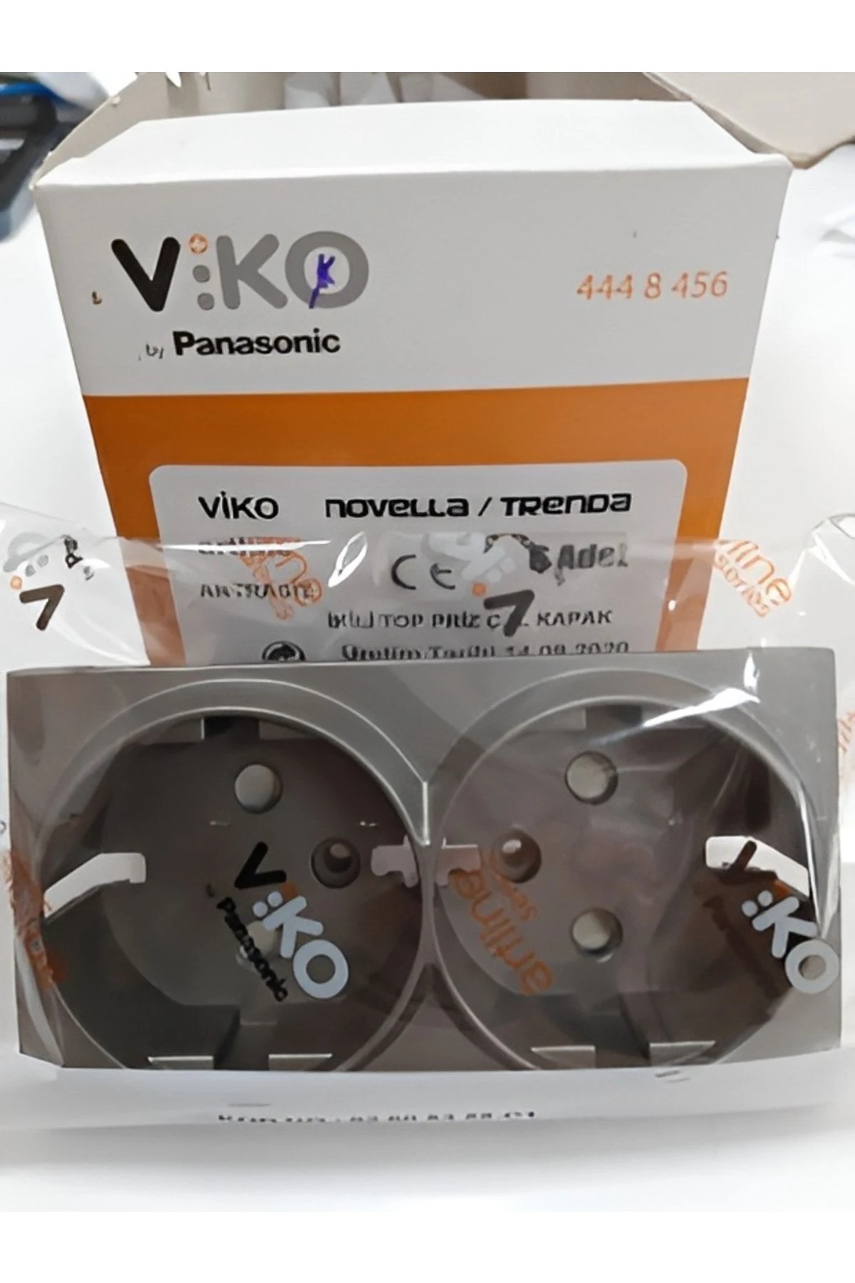 Novella Antrasit Ikili Çocuk Korumalı Topraklı Priz (SADECE KAPAK)