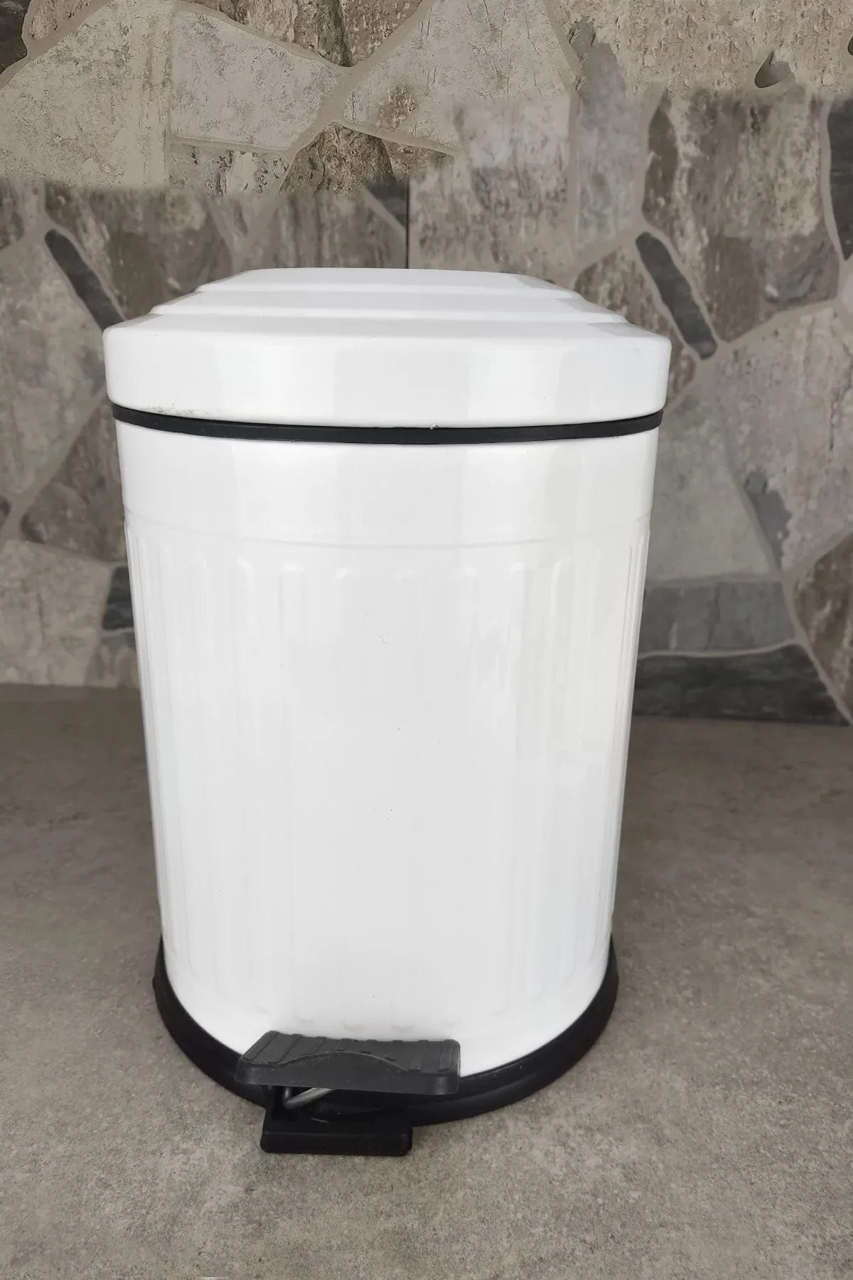 Beyaz 12 Lt Pedallı Vintage Çöp Kovası Mutfak Çöp Kovası Amortisörlü Banyo Çöp Kovası Yavaş Kapak