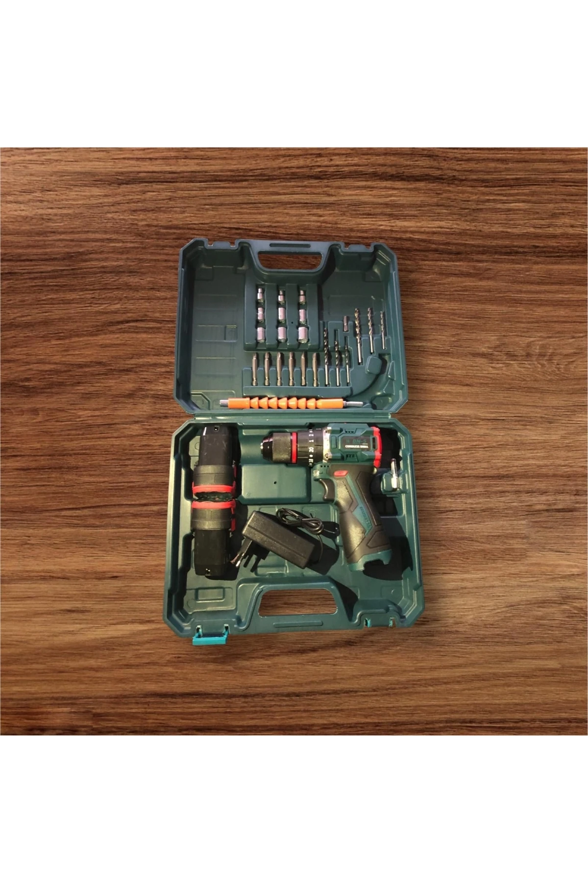 ŞARJLI KÖMÜRSÜZ MATKAP