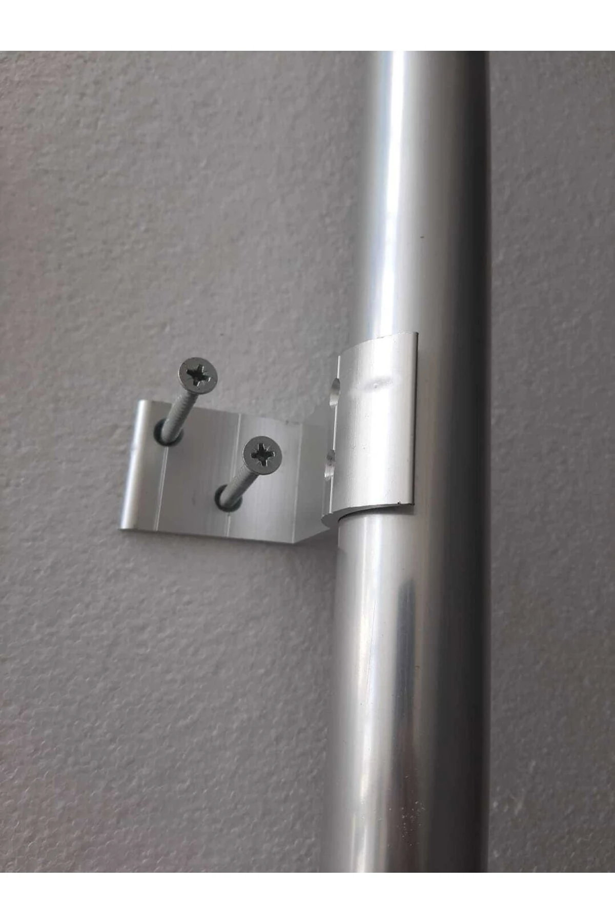 Alüminyum Duvar Tutamak (l) Bağlantı Aparattı