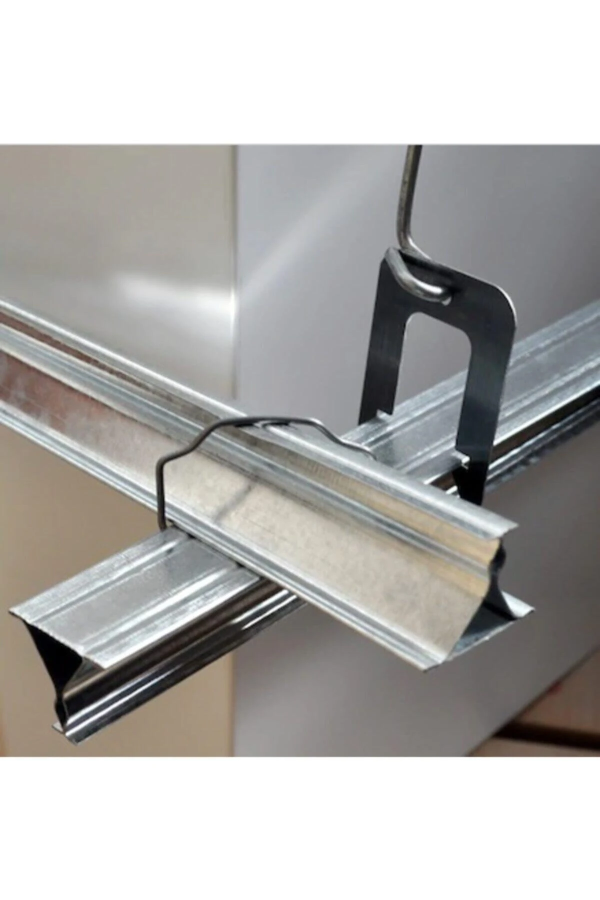 30x30 Clip-in Metal Asma Tavan Tam Takım Alüminyum Sistemi 4 M2