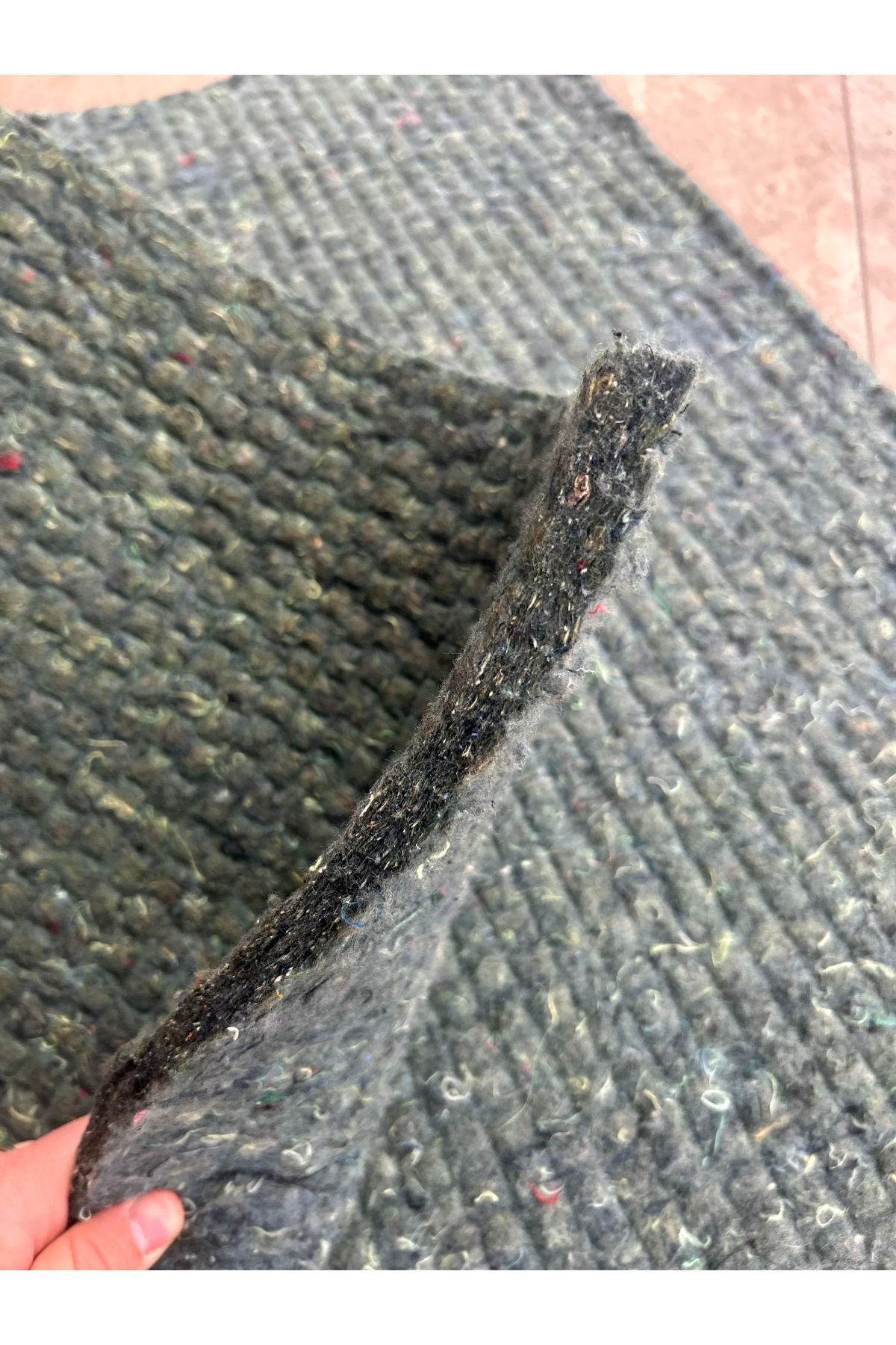 Araç Taban Izolasyon Keçesi (70X100 CM TABAKA)