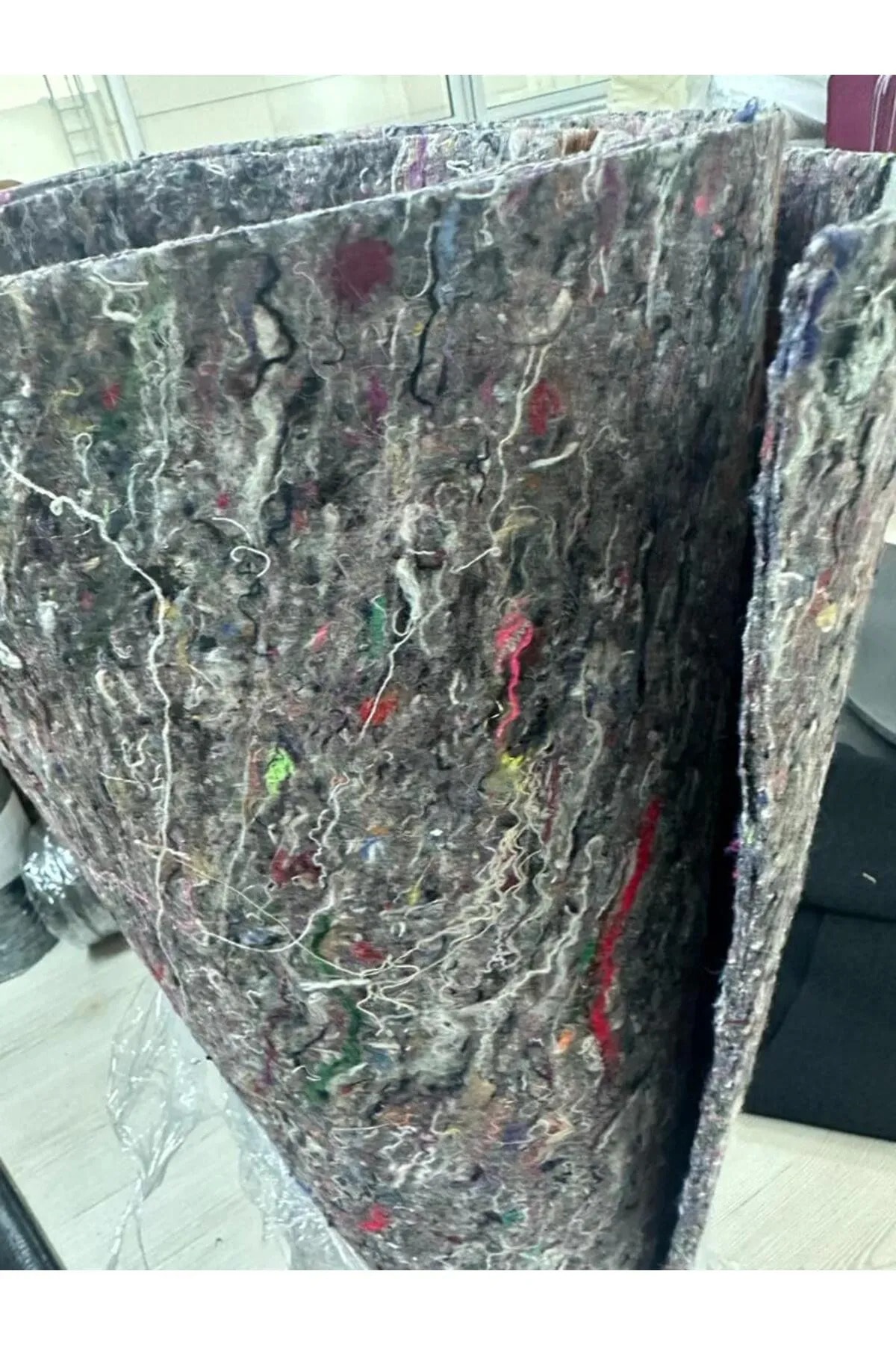 Araç Taban ve Tavan İzolasyon Keçesi 6mm Kalınlık 200CMx500CM