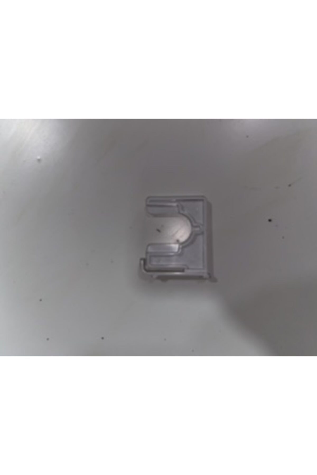 Gömme Rezervuar Şamandıra Tutucusu