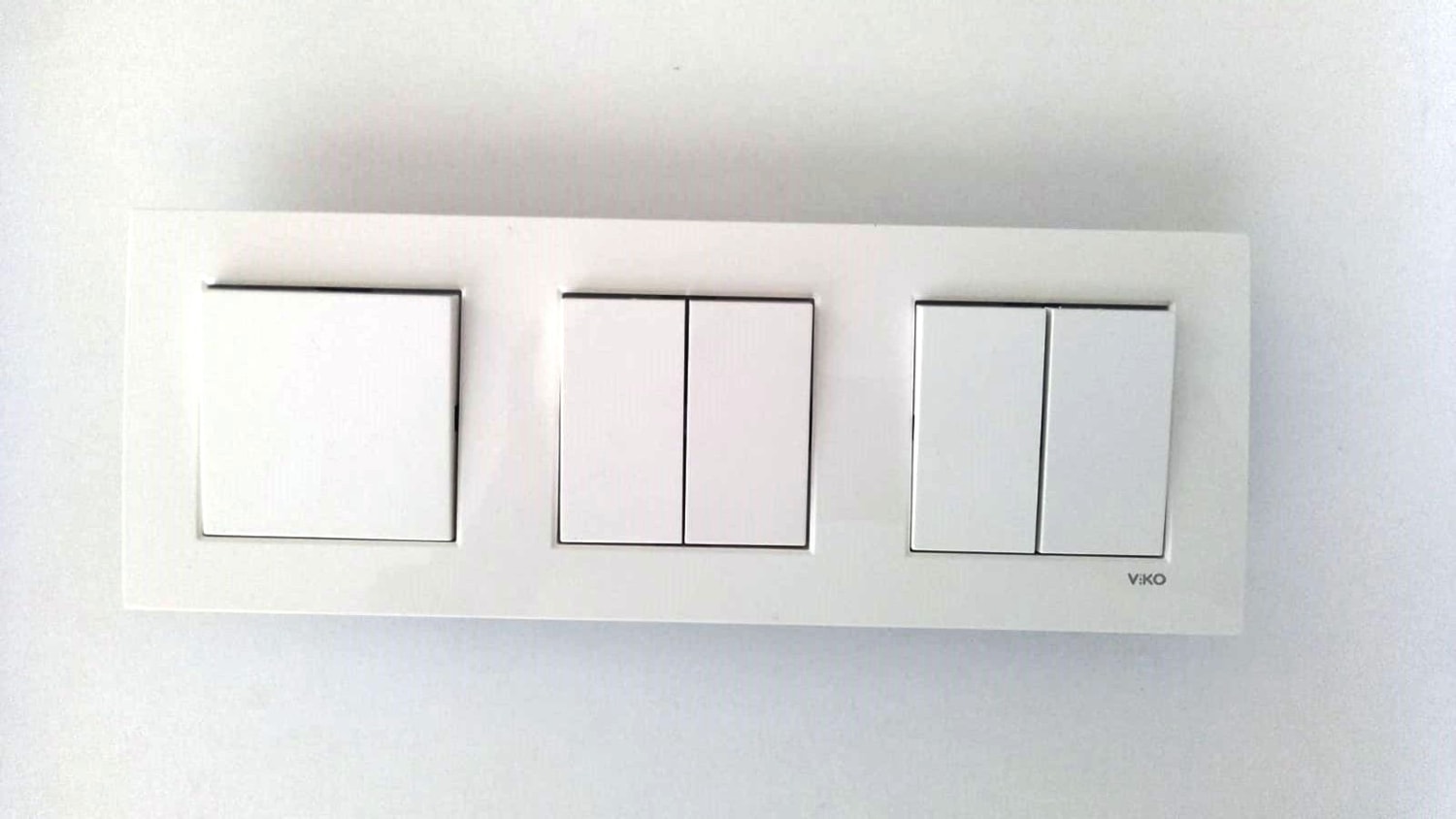 Karre Beyaz 3lü Set Komütatör(Ikili Anahtar) + Komütatör(Ikili Anahtar)+ Anahtar