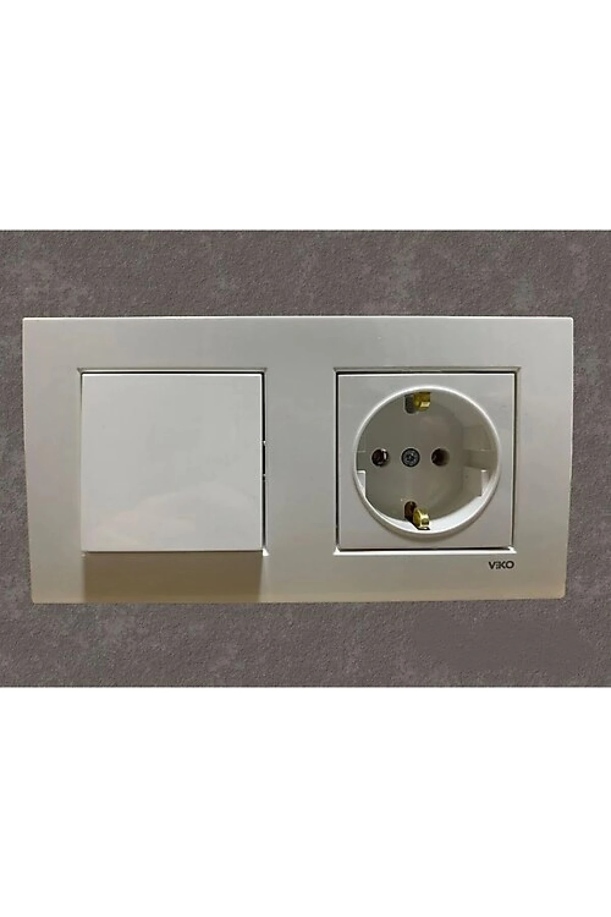 Karre Beyaz 2'Li Set Anahtar+Topraklı Priz Çerçeveli
