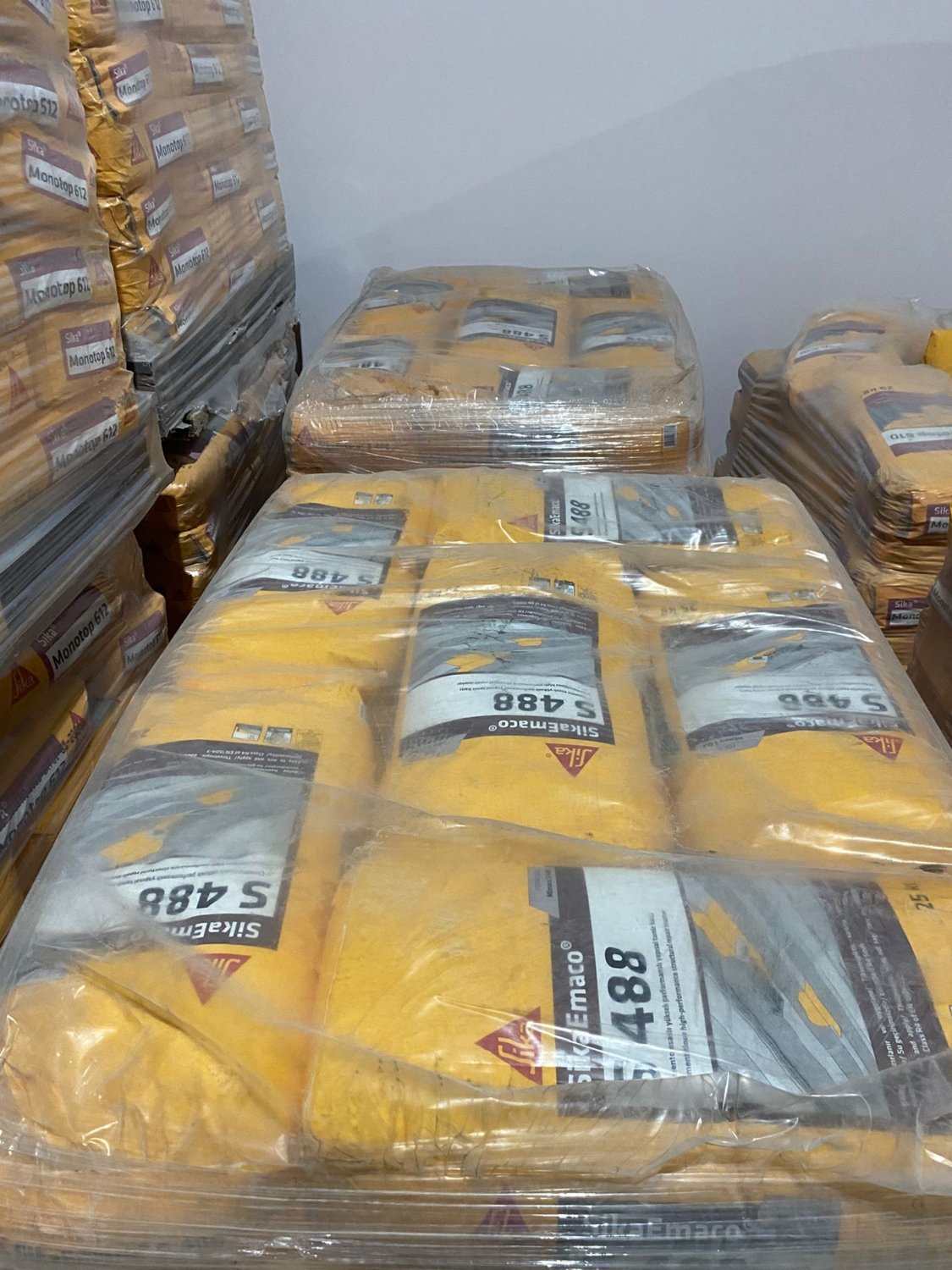 emaco S 488 Çimento Esaslı Yüksek Performanslı Tiksotropik Yapısal Tamir Harcıdır 25KG