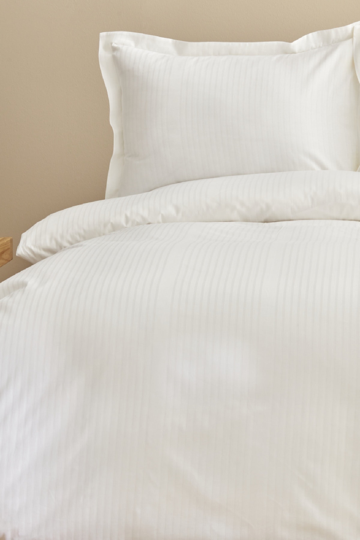 Uniq %100 Pamuk Saten King Size Nevresim Takımı Beyaz