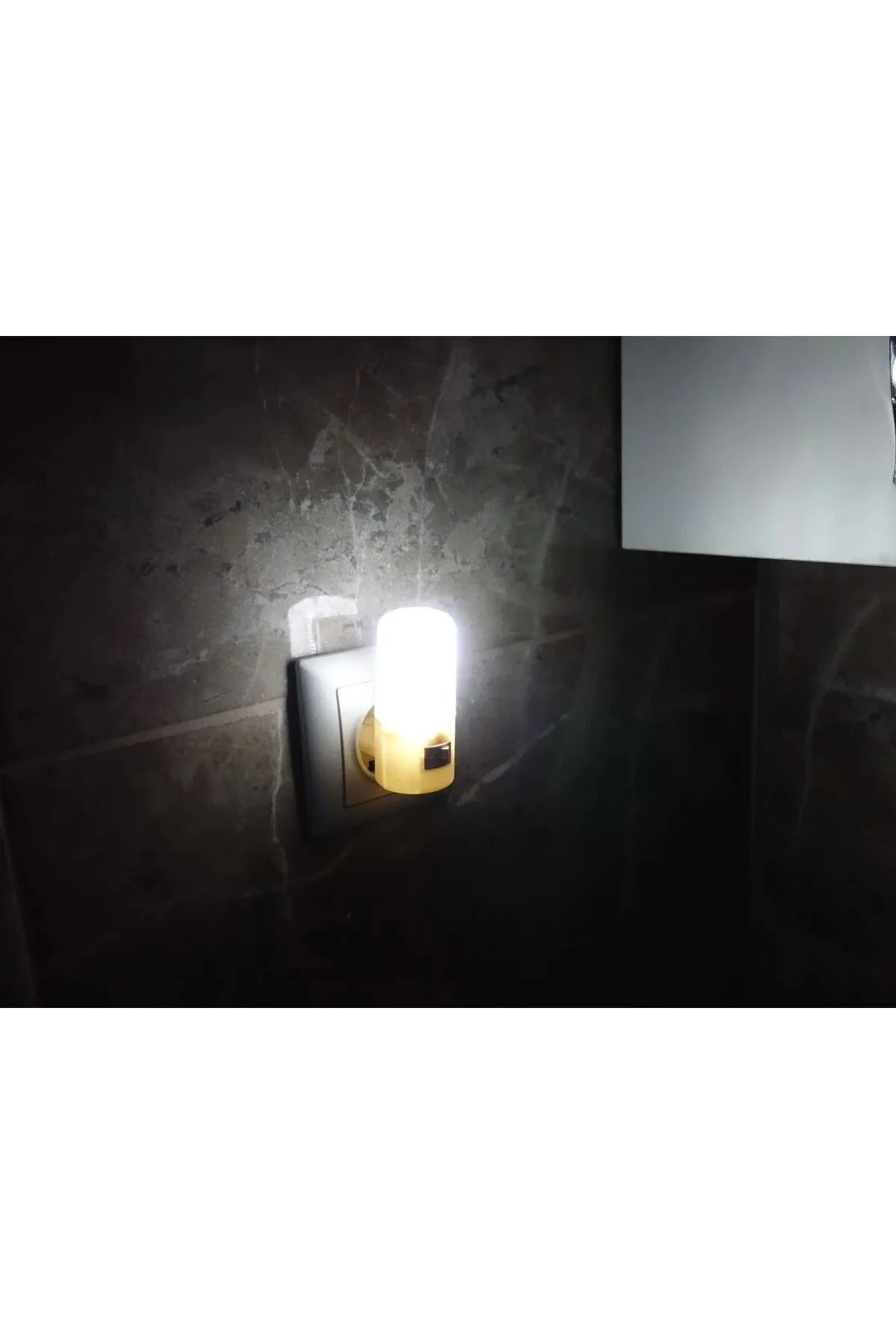 3'lü Led Prize Takılı Anahtarlı Gece Lambası, Yüksek Işık, Beyaz Renk