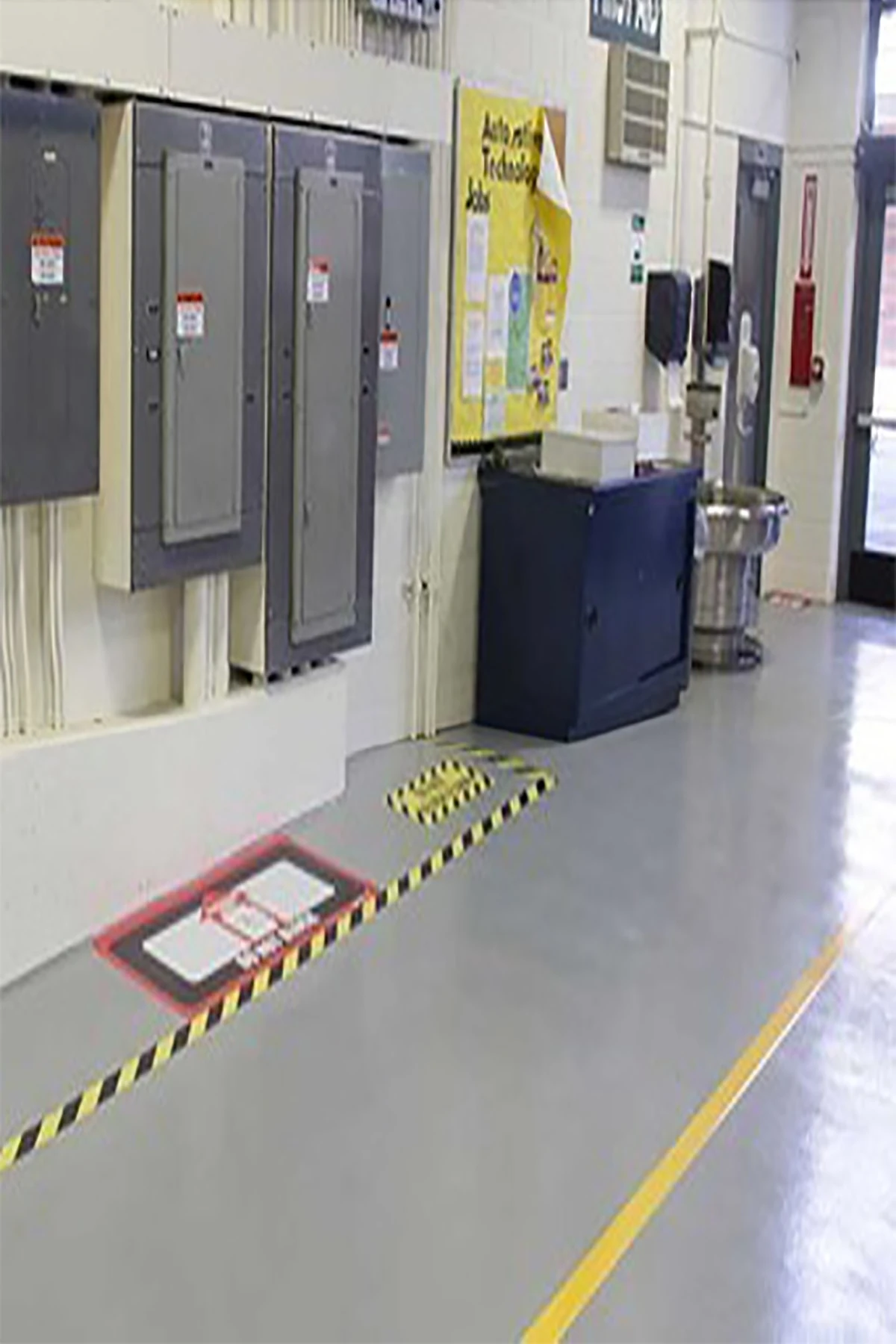 Yer Işaretleme Bandı Pvc Vinil Bant Sarı 50mm X 33m (henkel Yapıştırıcılı)