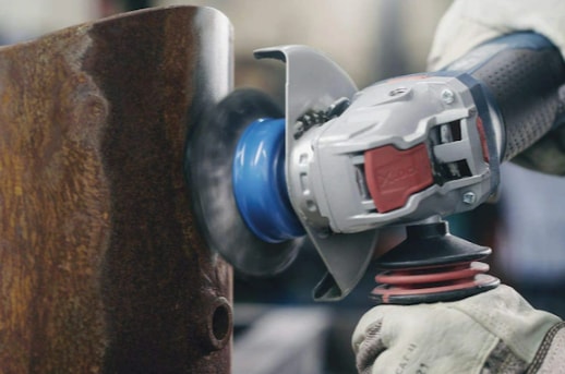 BOSCH Gwx 17-125 S X-Lock Avuç Taşlama 125MM 1700W