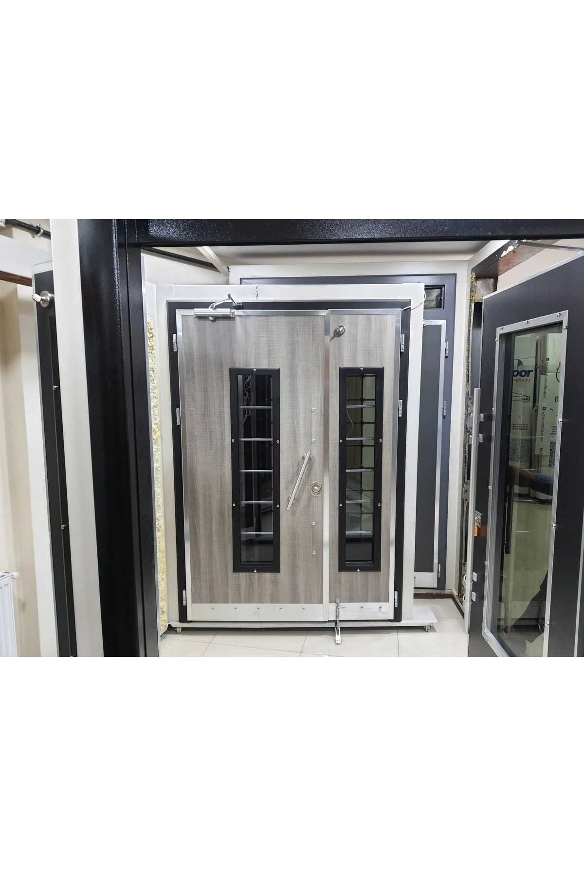 Celik Kapi Model Tezwood Çelik Kapı, Antrasit Rengi Bina Giriş Kapısı Sol Açılım