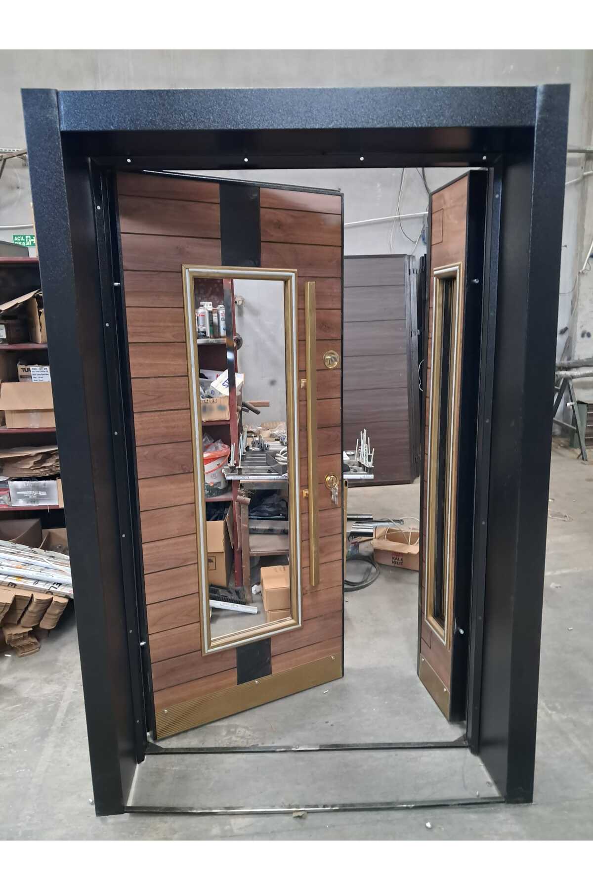 Celik Kapi Villa Kapısı, Siyah Kasalı Saruhan Desen Düz Model Apartman Giriş Kapısı Sol Açılım