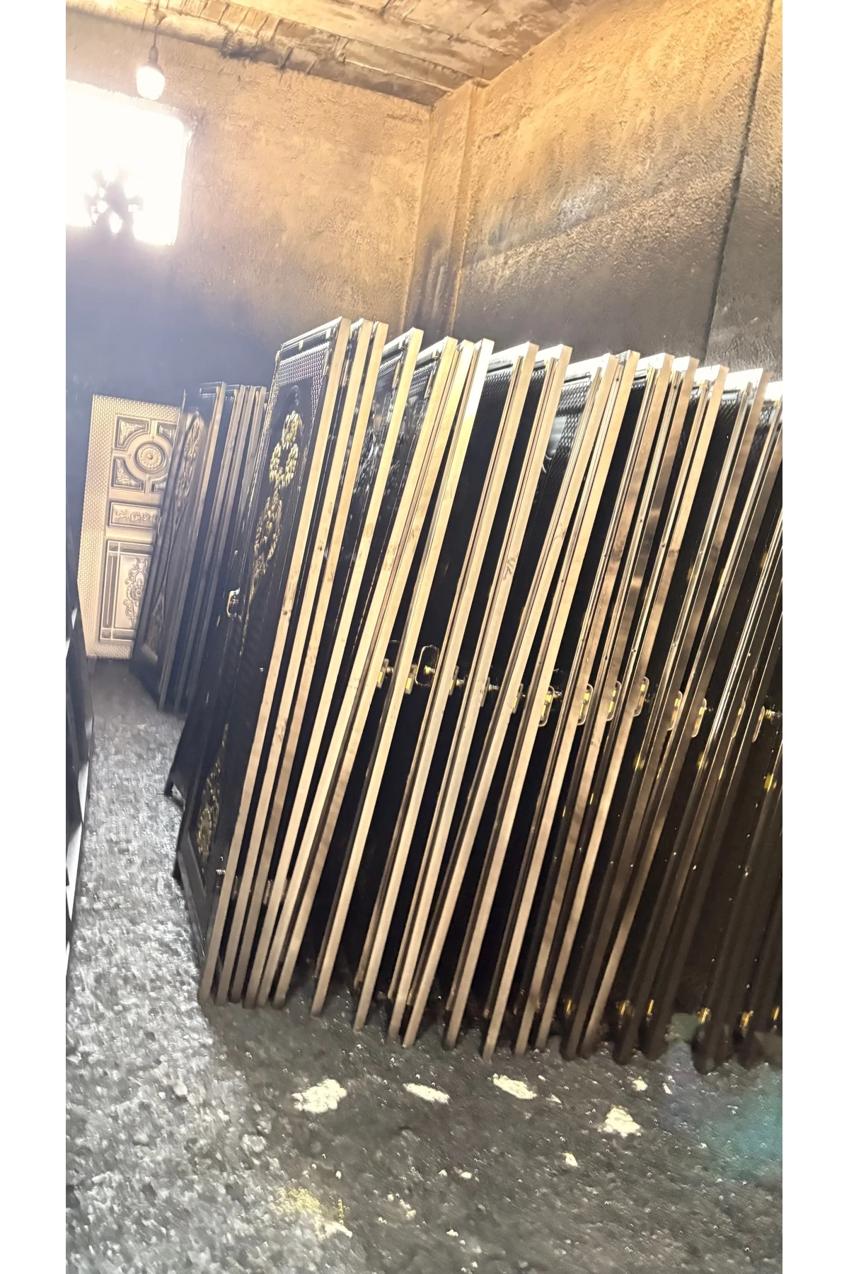 Demir kapı Çif tarafı saclı 100x200 cm içe (SOL AÇILIM) (SAĞ AÇILIM)