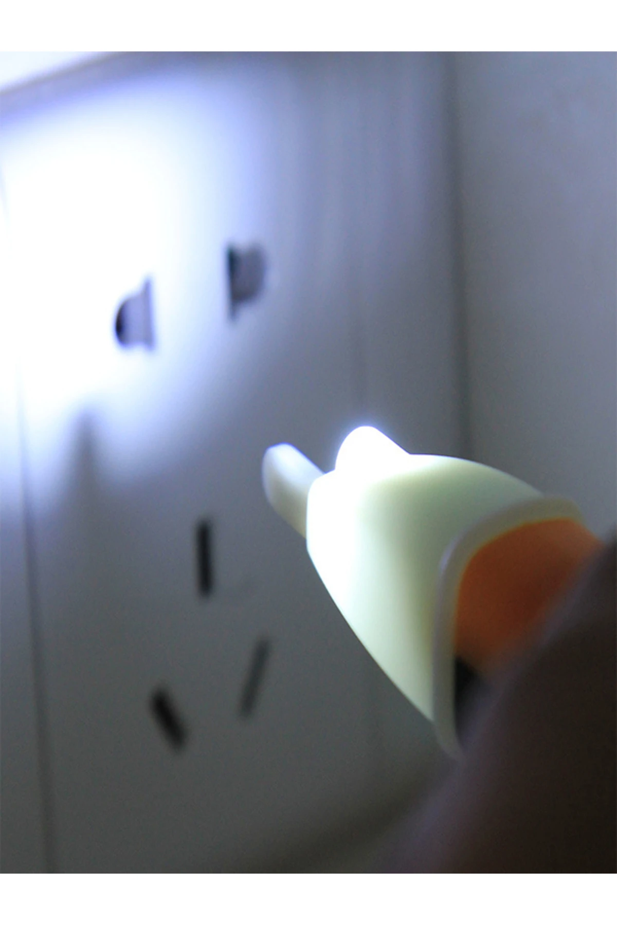 Dedektörlü Temassız Işıklı Kablo Voltaj Test Elektrik Kaçak Dijital Kontrol Kalemi Cihazı Belirtilme