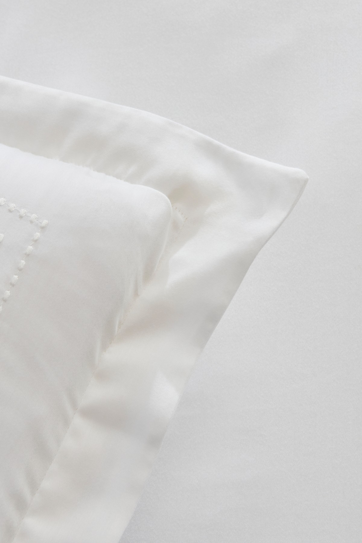 White Collection Felves %100 Pamuk Çift Kişilik Nevresim Takımı Beyaz