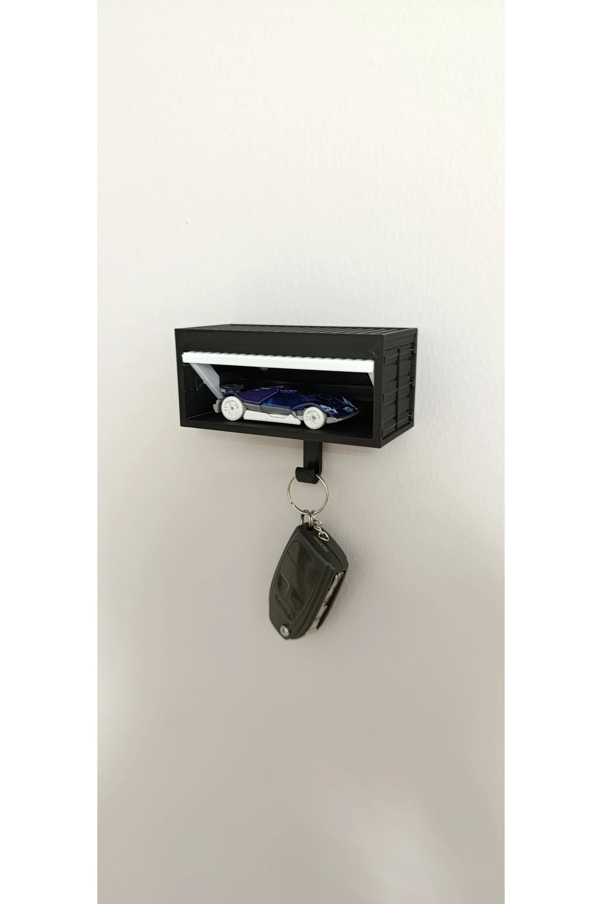 Anahtar askılığı, araba anahtarlık duvar askısı ( araba dahil değildir)