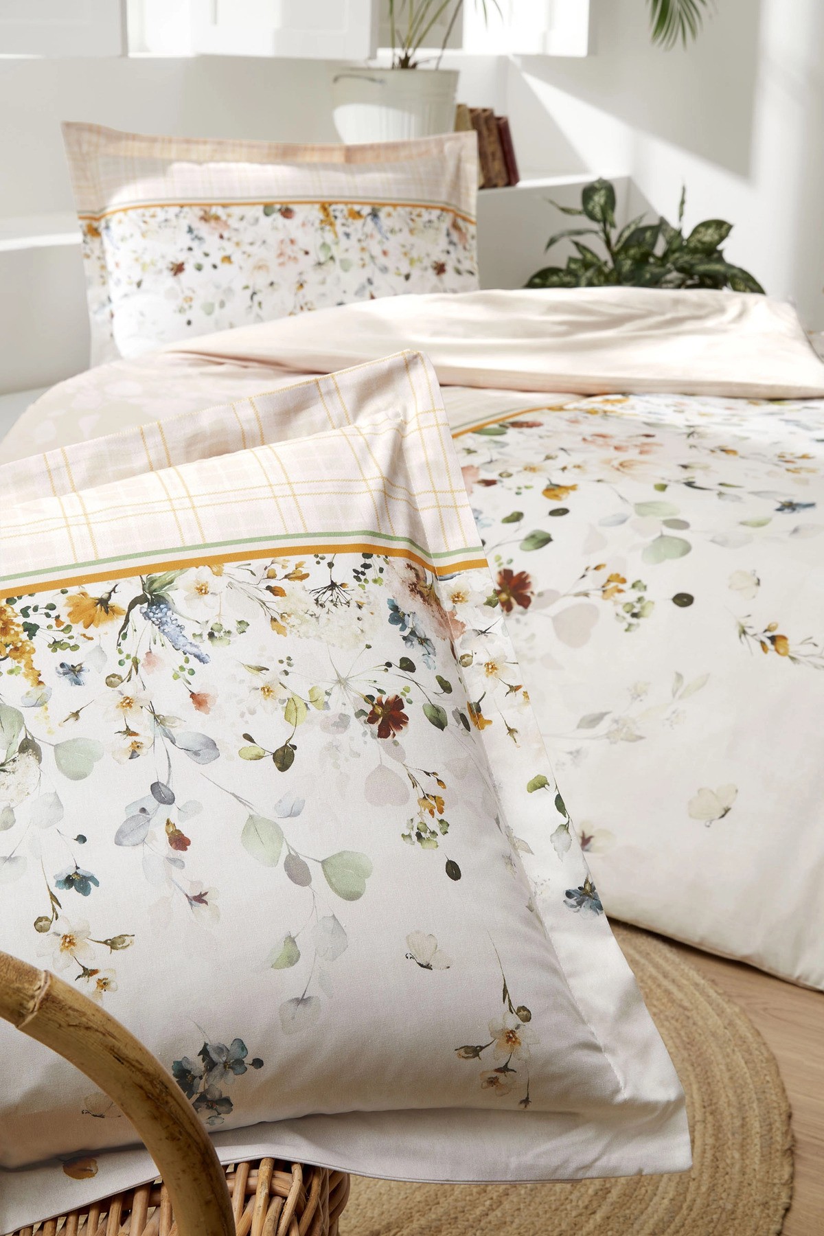 Marigold Çift Kişilik Nevresim Takımı