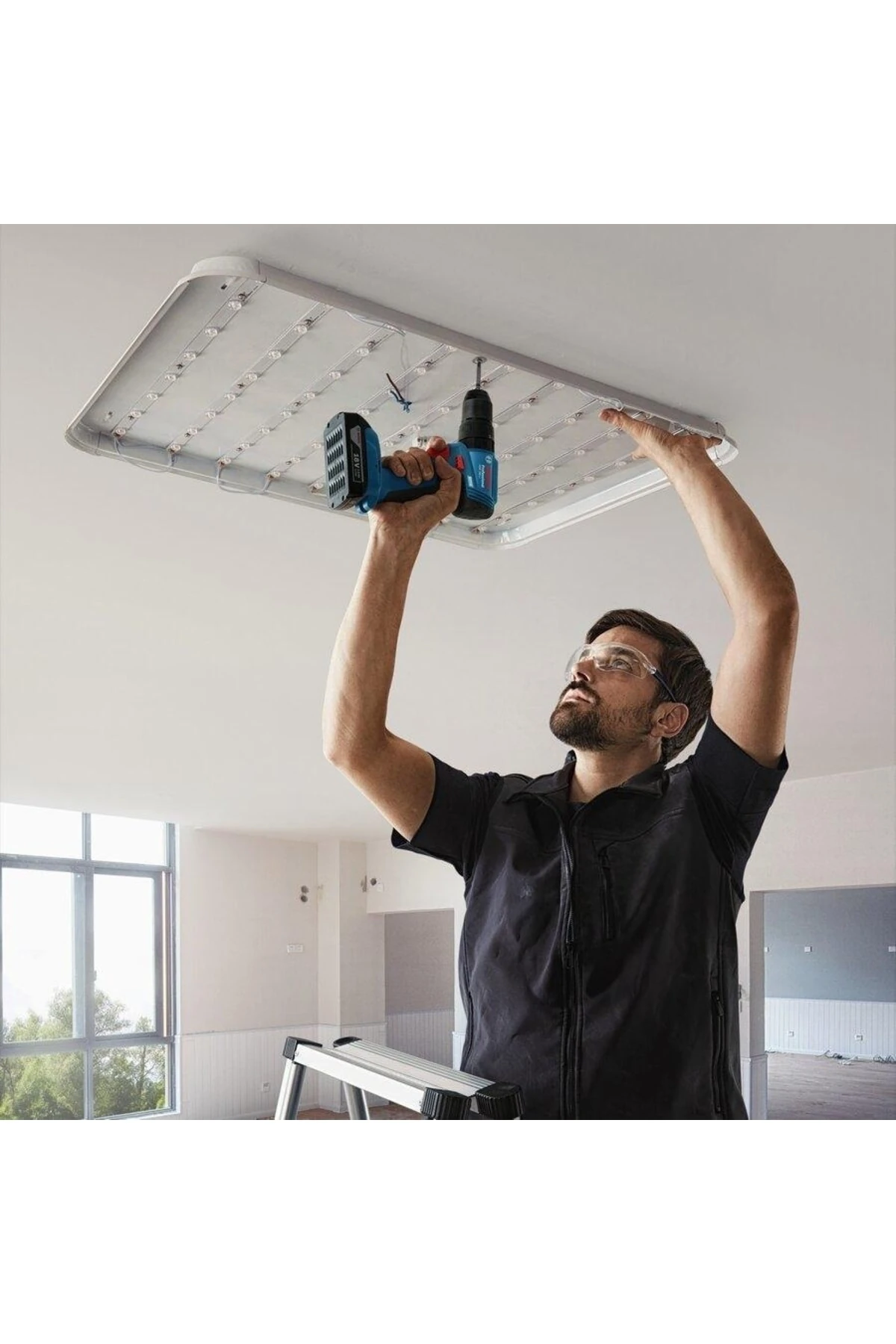 Gsb 185-li Tek Akülü Kömürsüz Darbeli Matkap Vidalama Şarjlı Matkap + 70 Parça Aksesuar Hediye