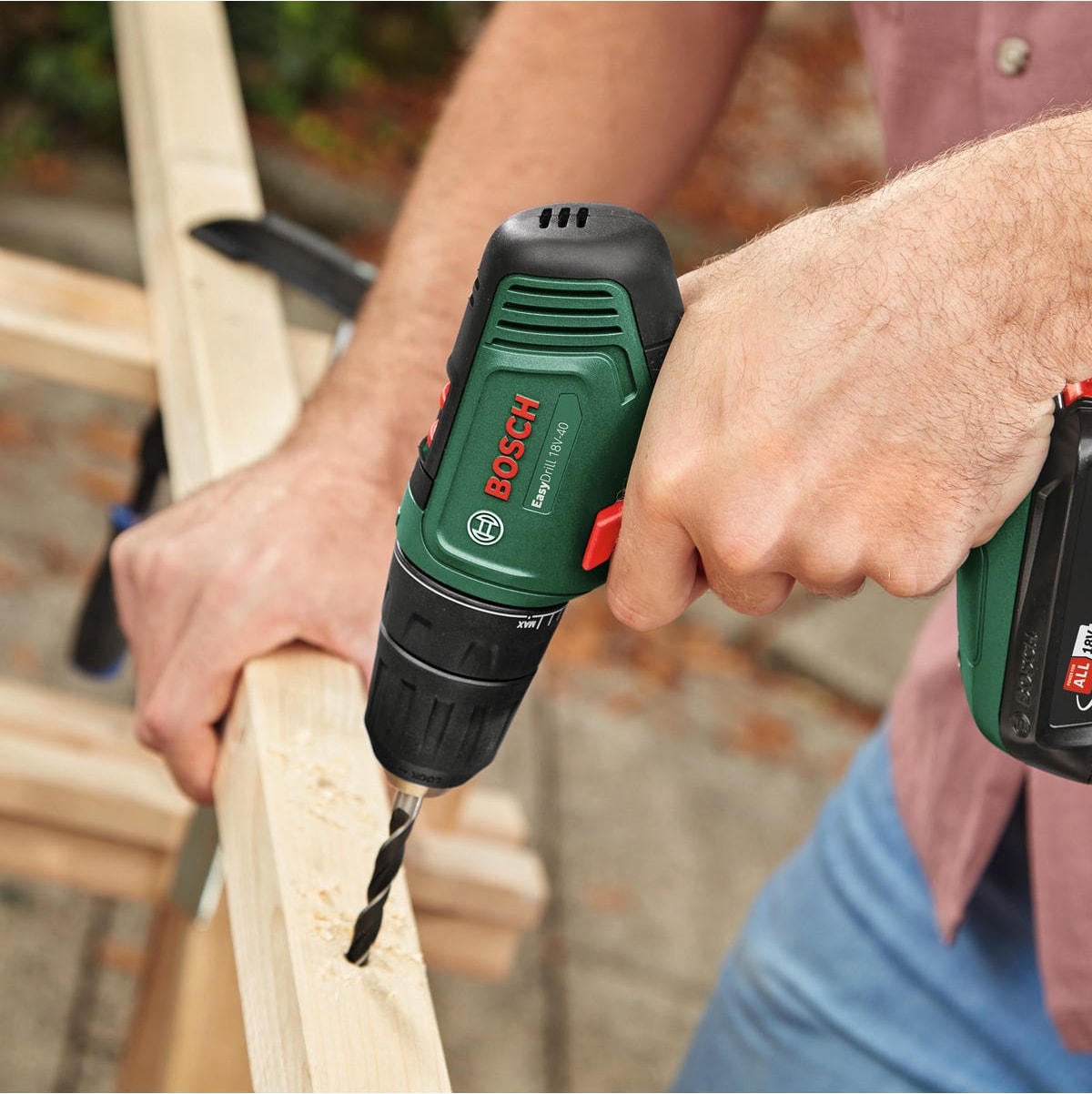 BOSCH Easydrill 18V-40 2.0AH Tek Akülü Delme Vidalama Makinesi