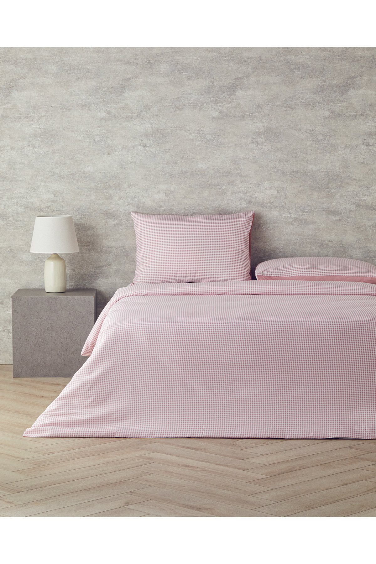 Retro Flower Pamuklu Çift Kişilik Nevresim Seti 200x220 cm Pembe
