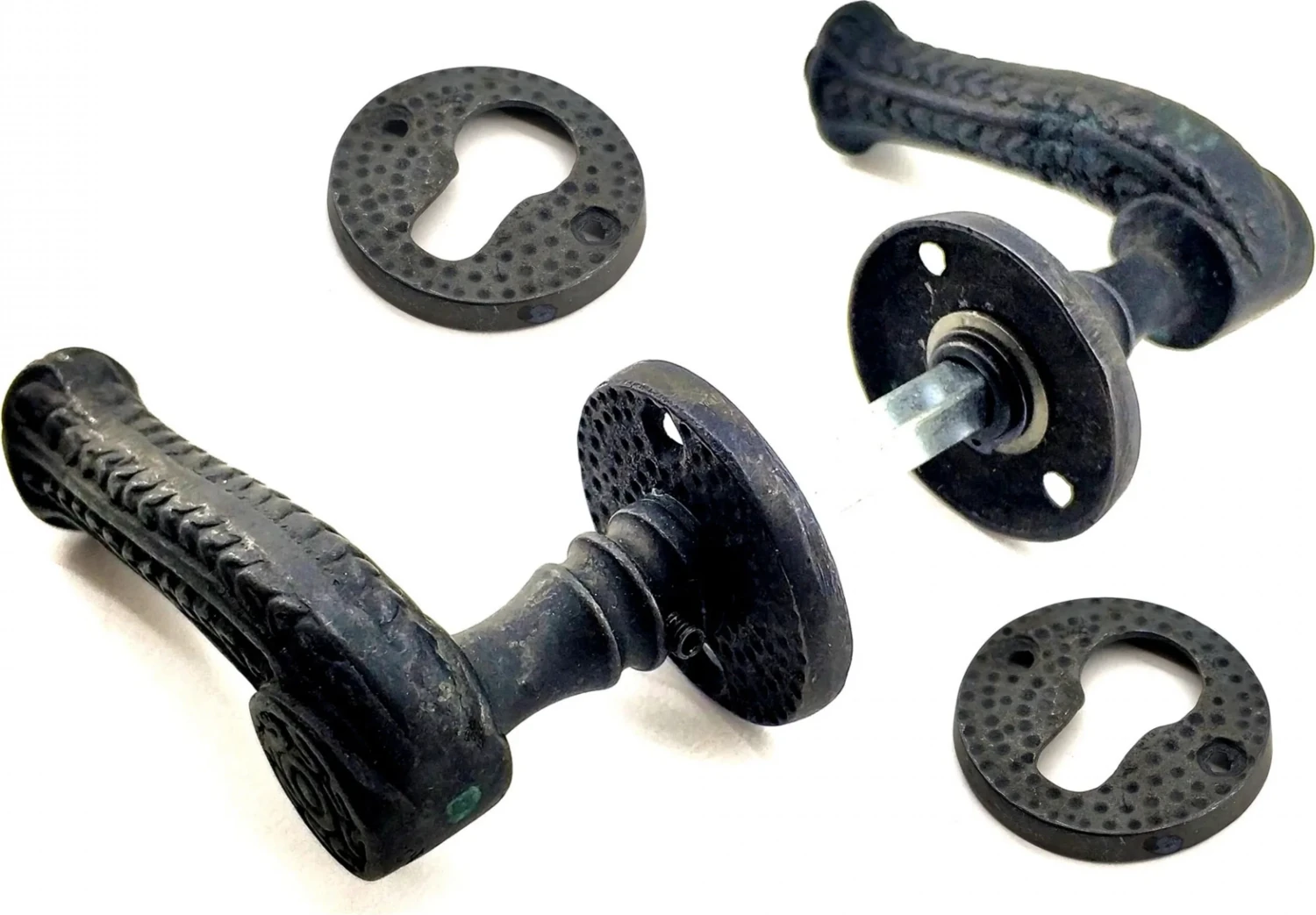 Antika Tarz Dekoratif Pirinç Rozetli Banyo Kapı Kolu - 49 Mm, Oksit