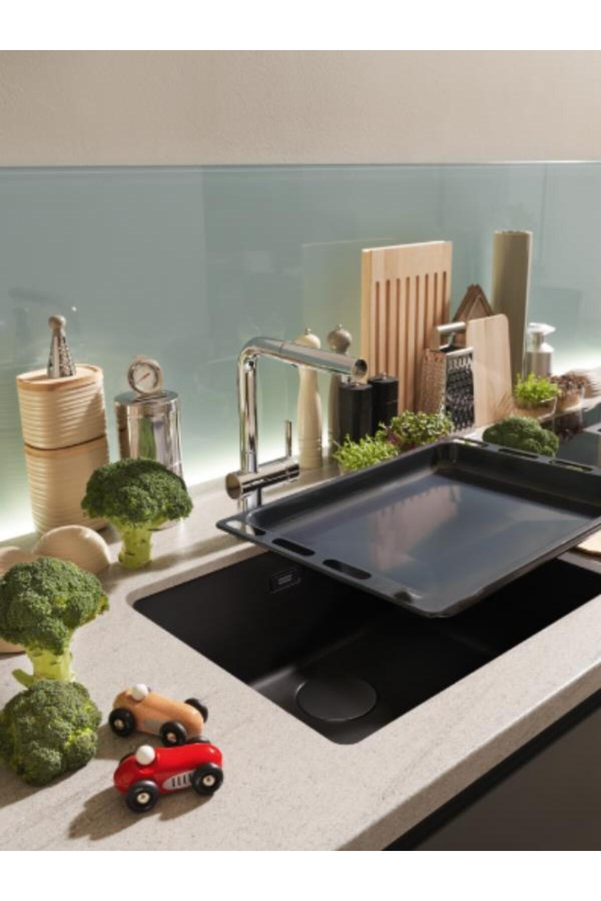 Mrg 110-52 Matt Black Eviye