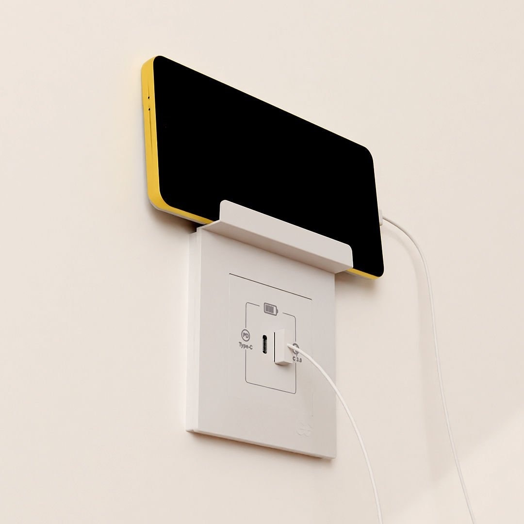 Eqona Fildişi Beyaz Pratik Telefon Tutucu Şarj Prizi 20W QC3.0 PD Type-C + USB Çift Çıkışlı