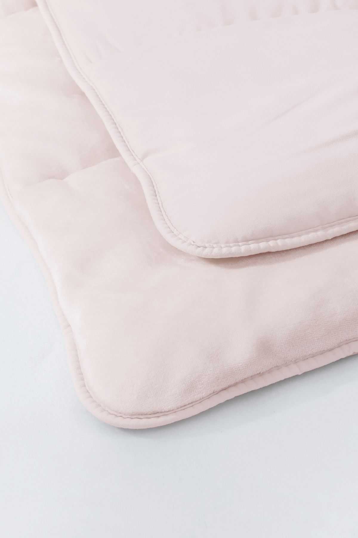 Macaron Tek Kişilik Wellsoft Yorgan - Pembe