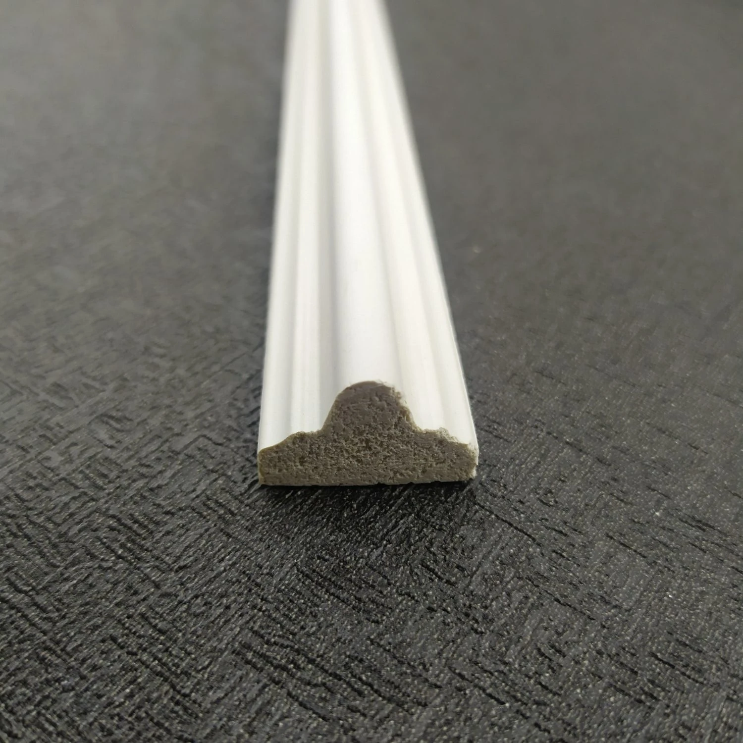 Decozza  Boyanabilir Duvar Çıtası 2,5cm - 10 BOY=29M ( DF-2315 / 1boy = 290 cm )