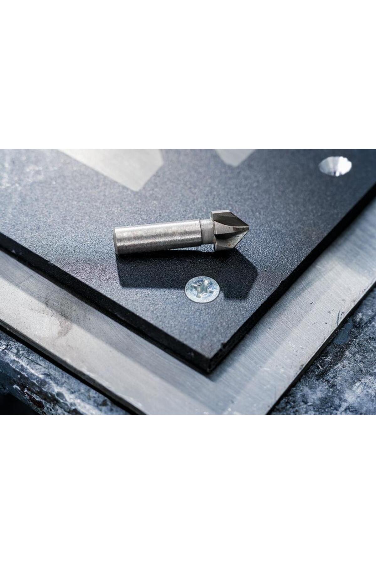 PRO 16 mm HSS Havşa Matkap Ucu, M8