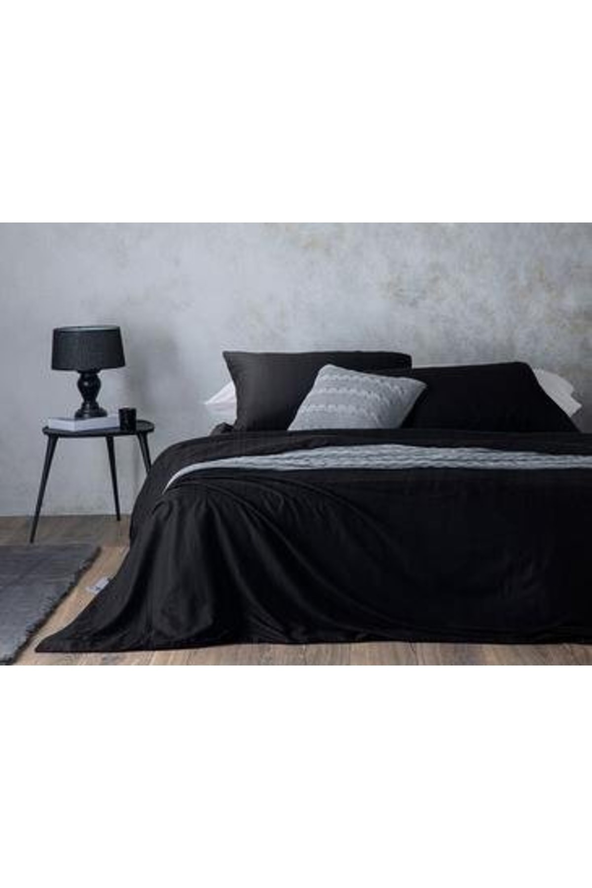 Aurora Silky Touch King Size Nevresim Takımı 240x220 Cm Siyah