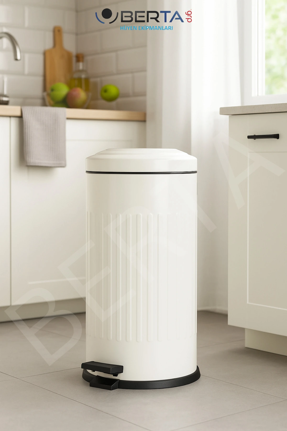 Vintage Beyaz Çöp Kovası Amortisörlü Kapak Çizgili Lüks Model 16lt