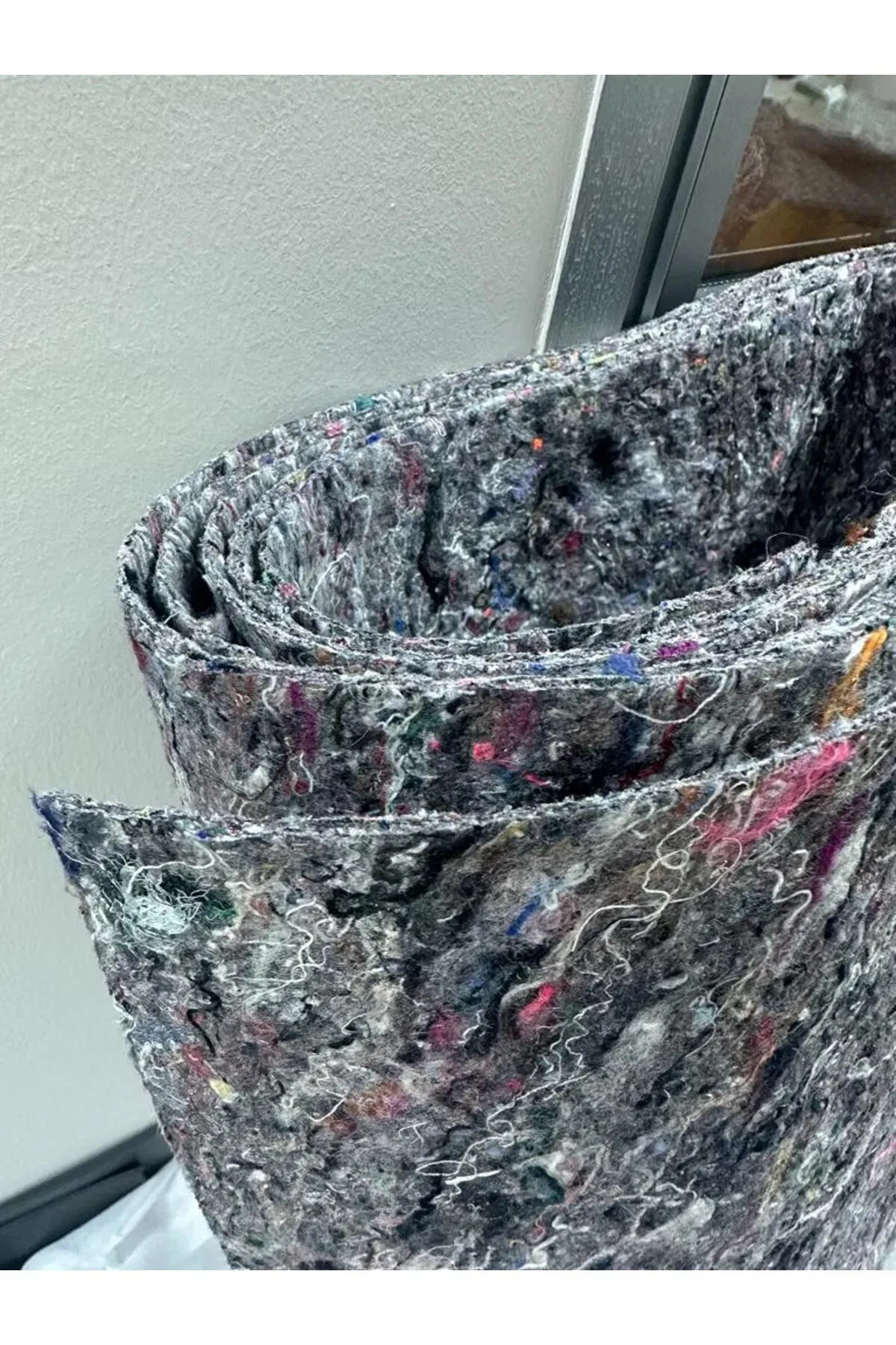 Araç Taban ve Tavan İzolasyon Keçesi 6mm Kalınlık 100CMx700CM