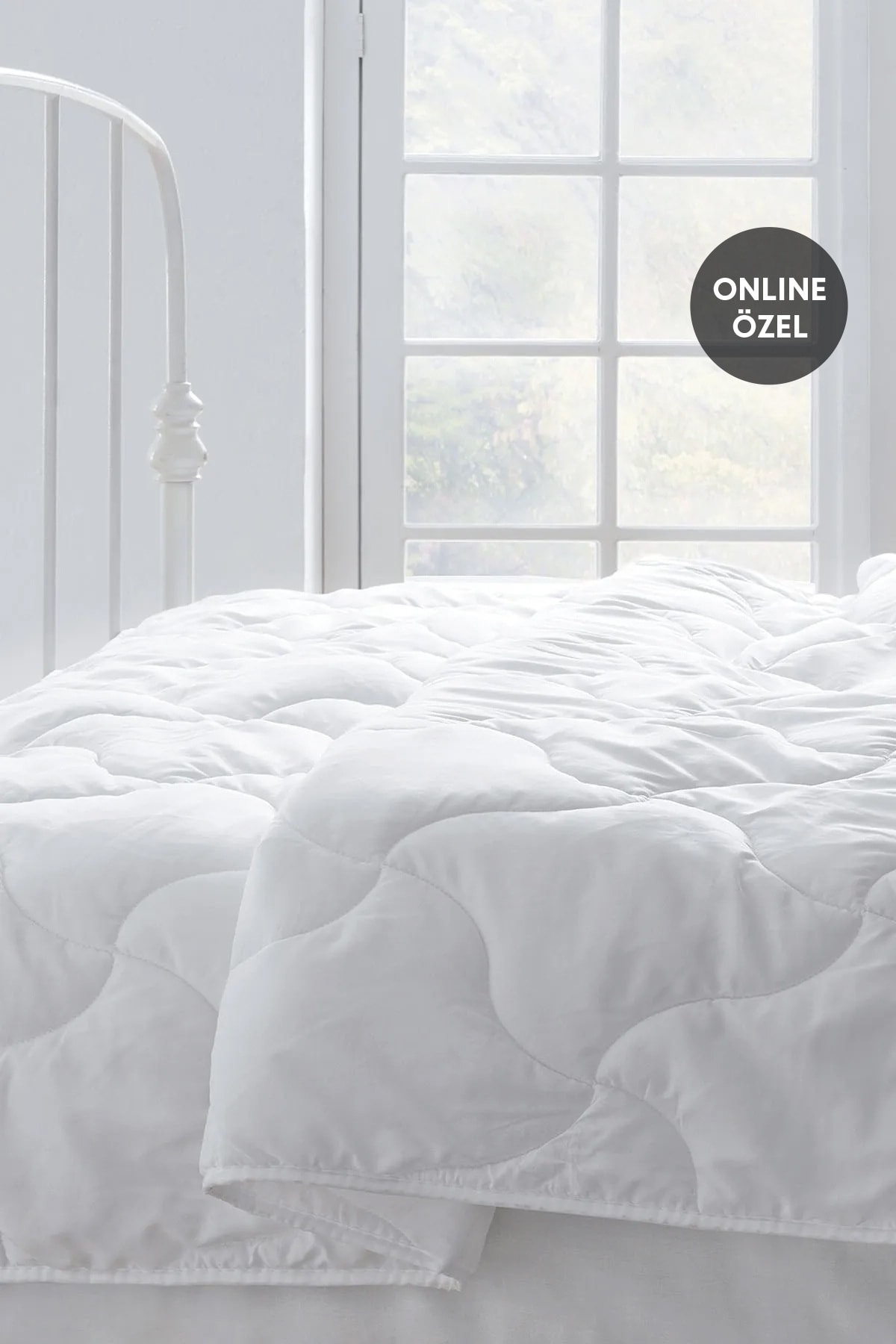 Eco Night Tek Kişilik Yorgan 300 Gr/m2 (155x215)