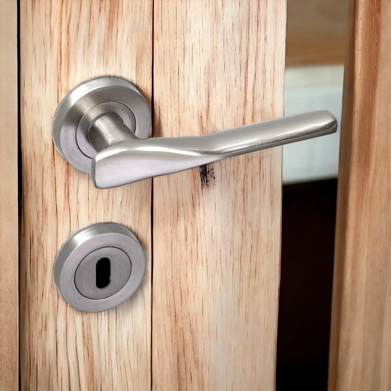 Saten Rozetli Oda Kapı Kolu Sürgülü ve Çelik Kapı Kulpu Uyumlu Daire Sağa Sola Uygun Kolları