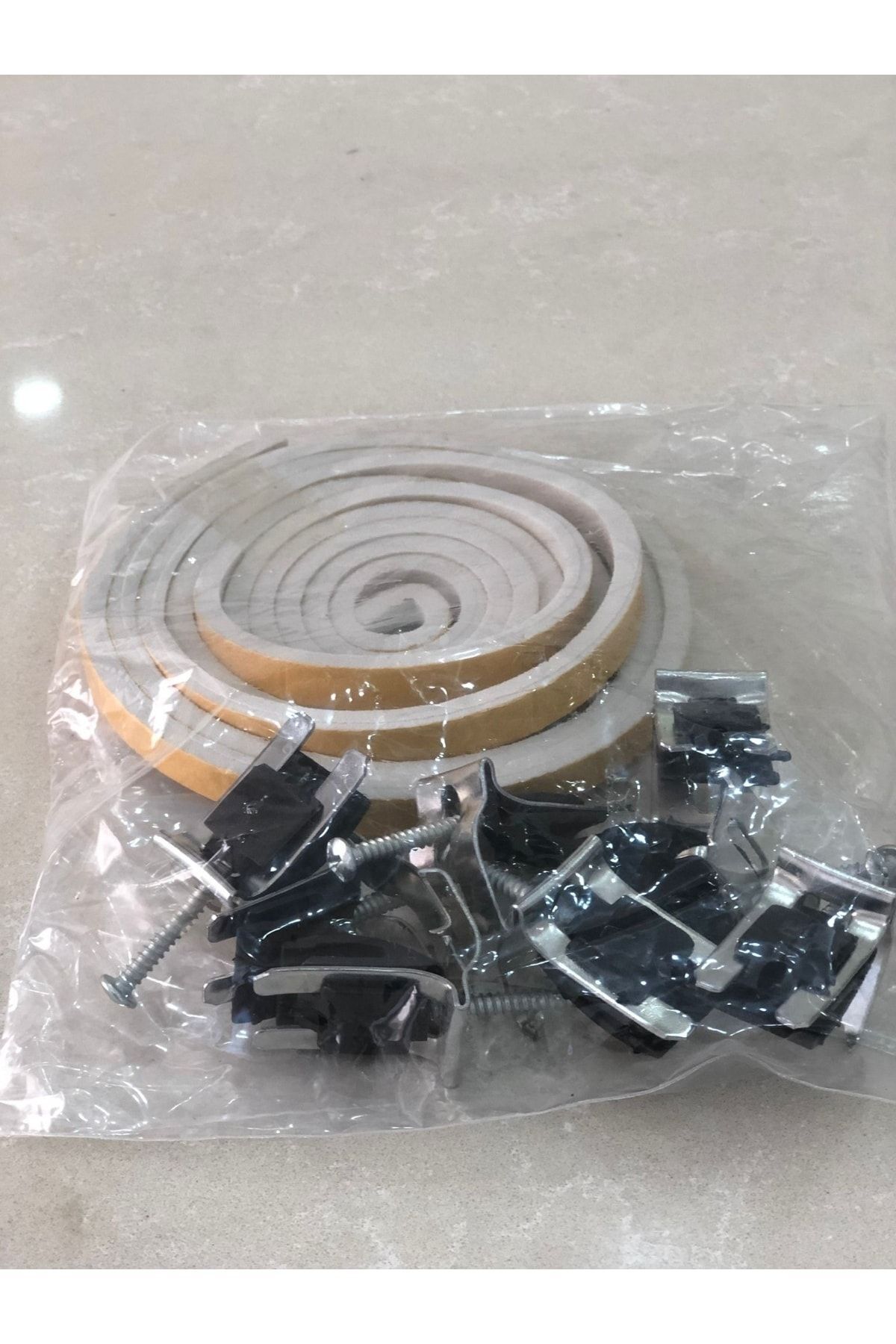 Siyah Grenli Granit Desen Kaplamalı Kare Alttan 40 X 45 Paslanmaz Evye