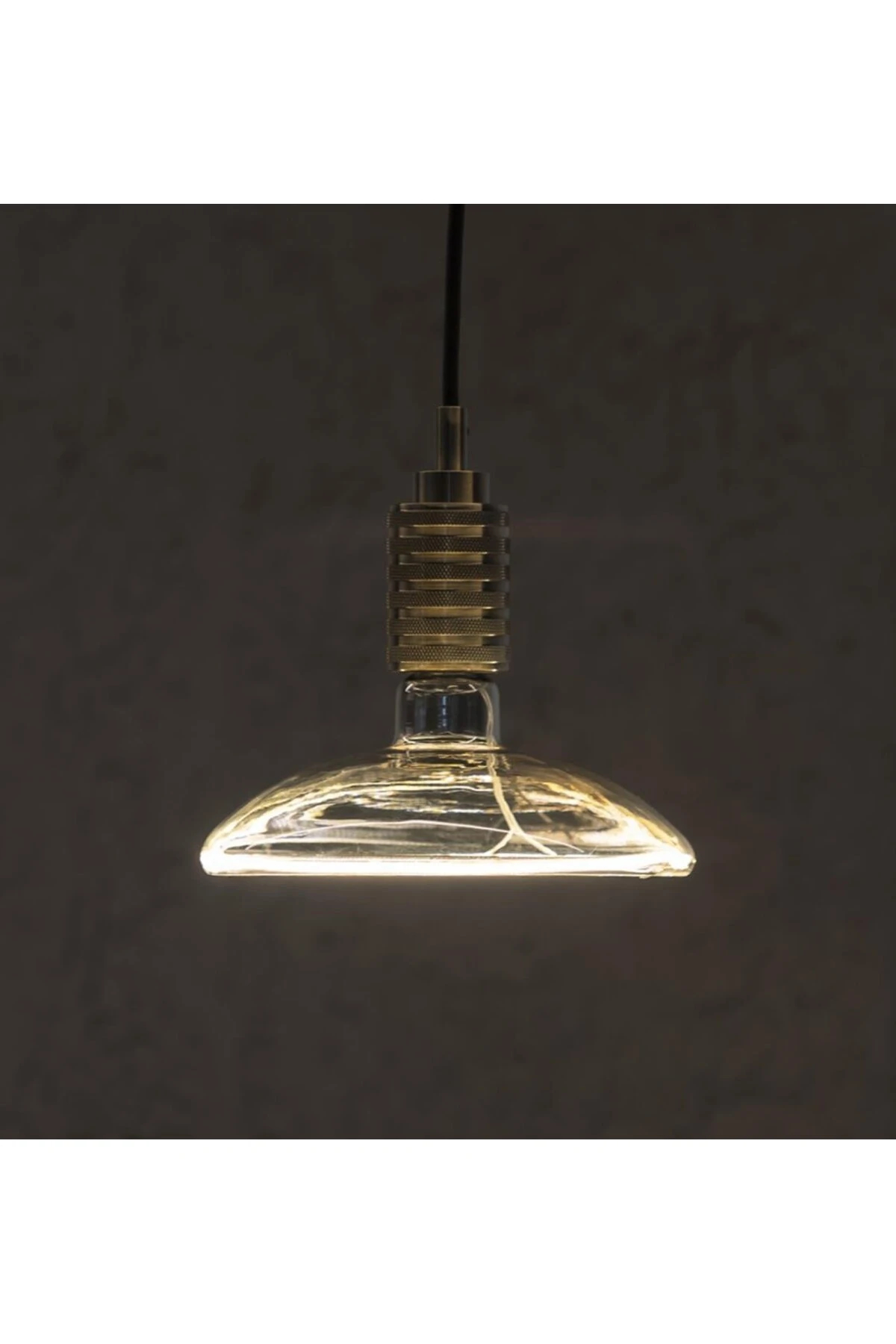 ÖZEL TASARIM DEKORATİF ŞERİT LED FÜME CAM 6W 2500K E27 DUY AVİZE ŞEKLİNDE TASARRUFLU LED AYDINLATMA