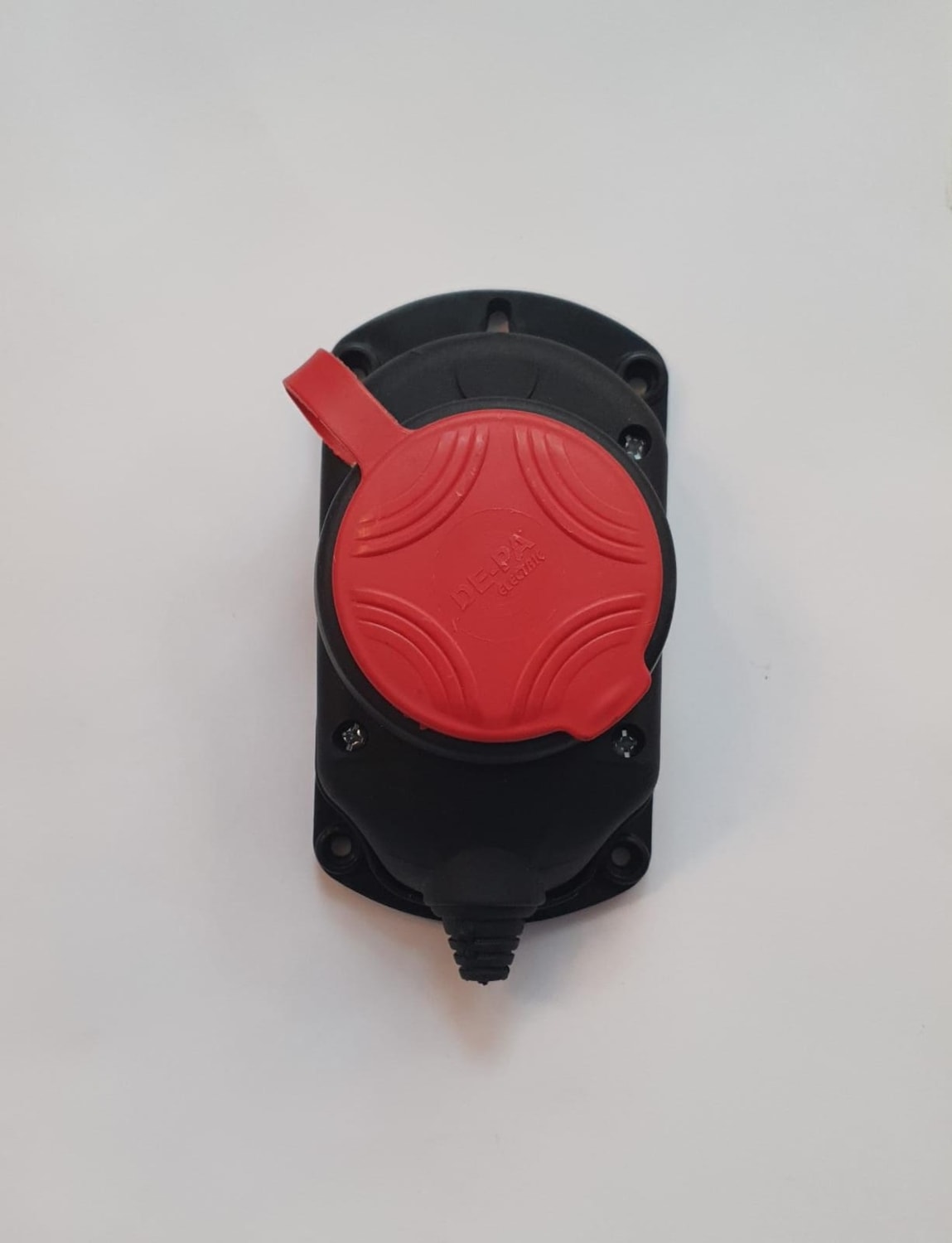 338015 Kauçuk Trifaze Duvar Tipi Fiş