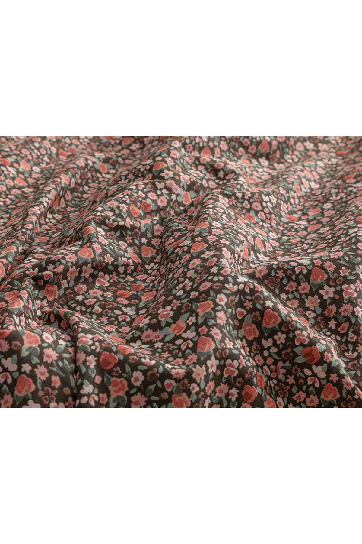 Floweret Pamuklu King Size Nevresim Seti 240x220 Cm Siyah